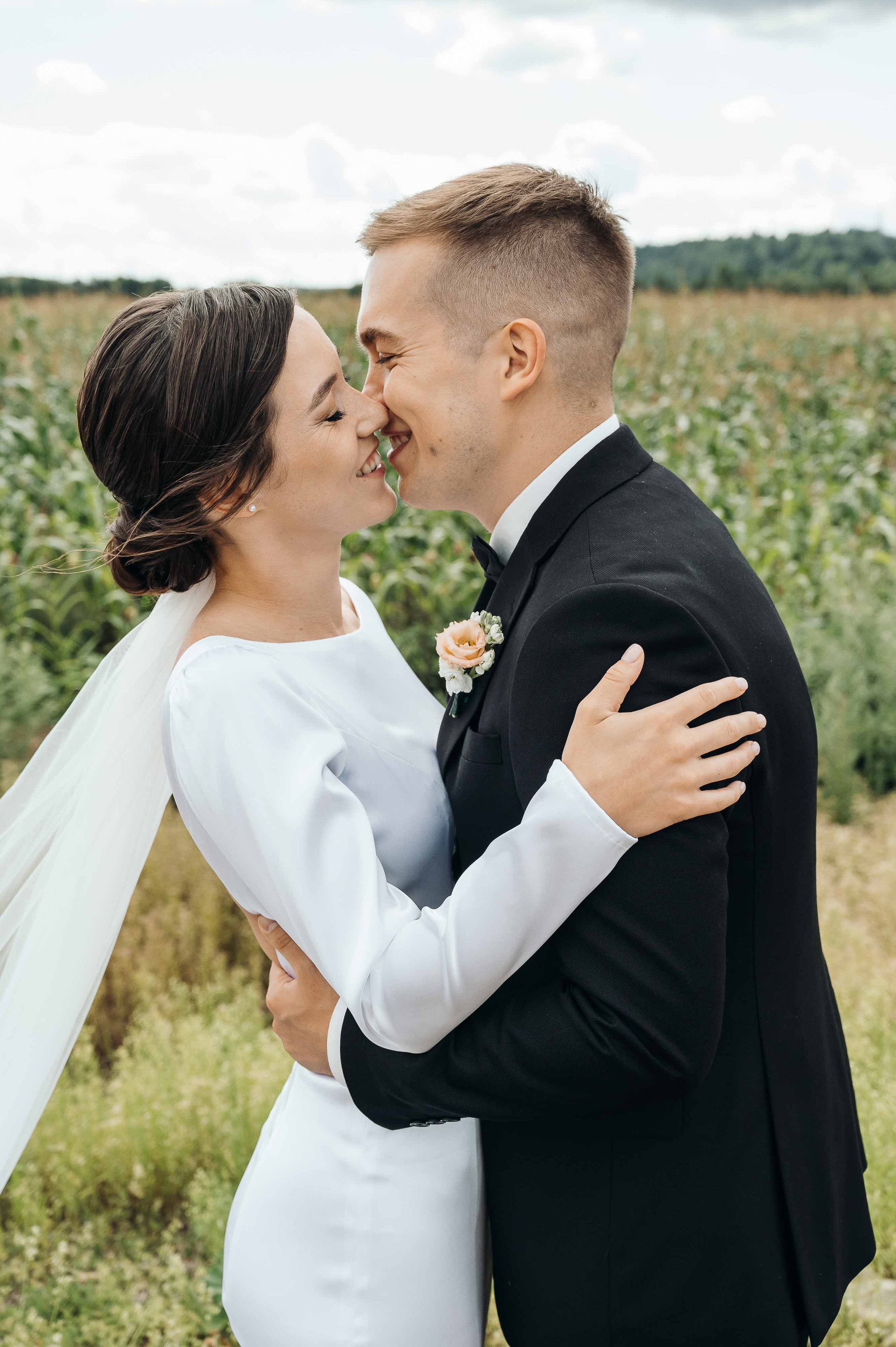 Совместные сборы в отеле. Свадебный и семейный фотограф в Котласе Никита Попов