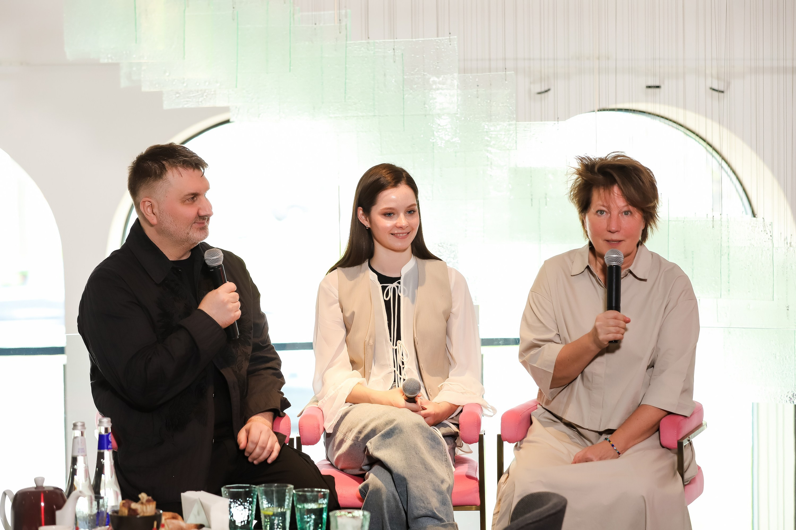 Akhmadullina Dreams «Летучий корабль». Репортажный и fashion фотограф в Москве Сергей Бардин