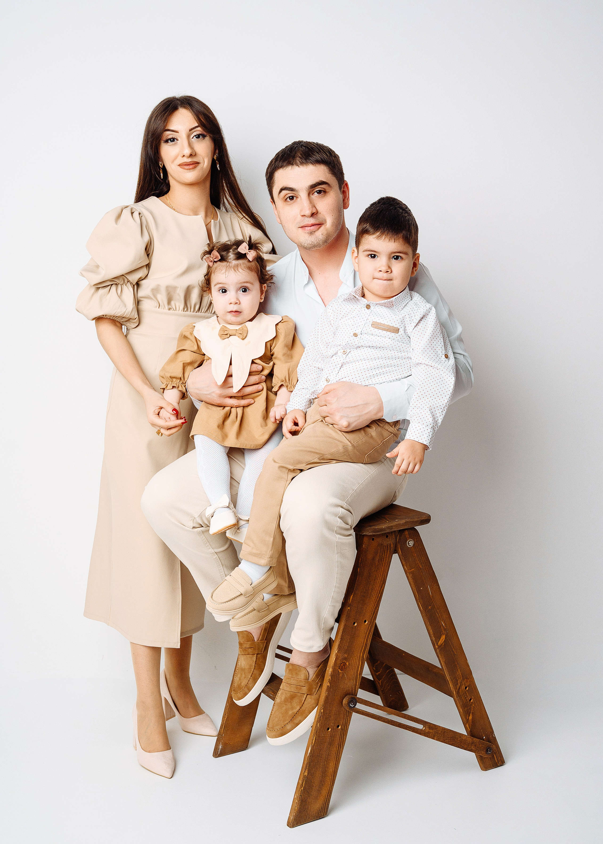 Семейные. Фотограф новорождённых и беременных в г. Ноябрьск