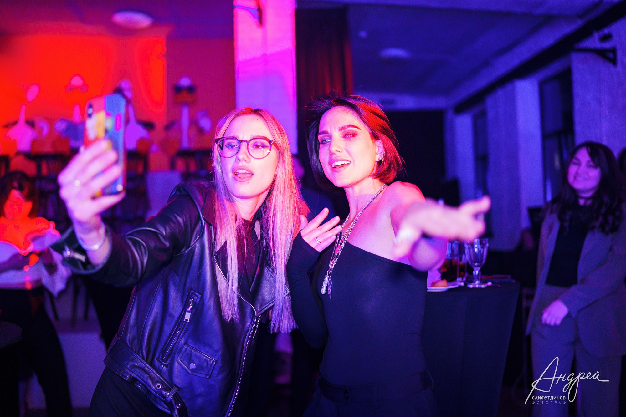 Репортажная фотография дня рождения. Свадебный и семейный фотограф в Ростове-на-Дону. Андрей Сайфутдинов