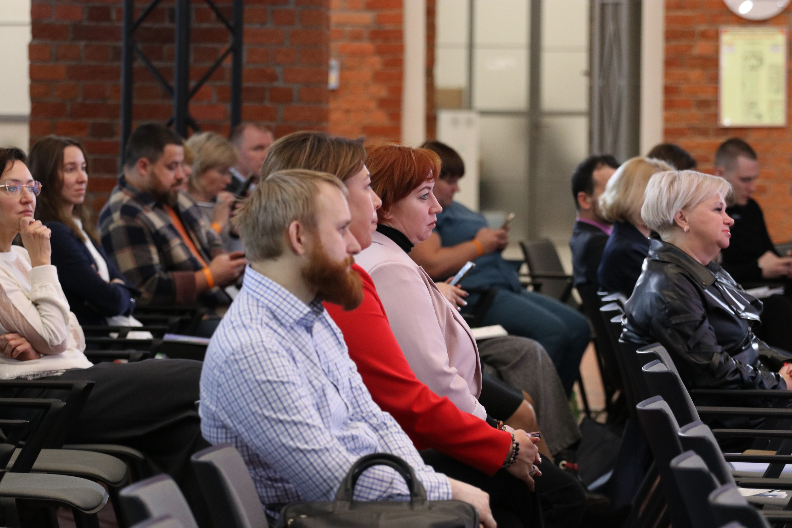 Репортаж со всех сторон. Фотограф в Санкт-Петербурге Анна Сосновская