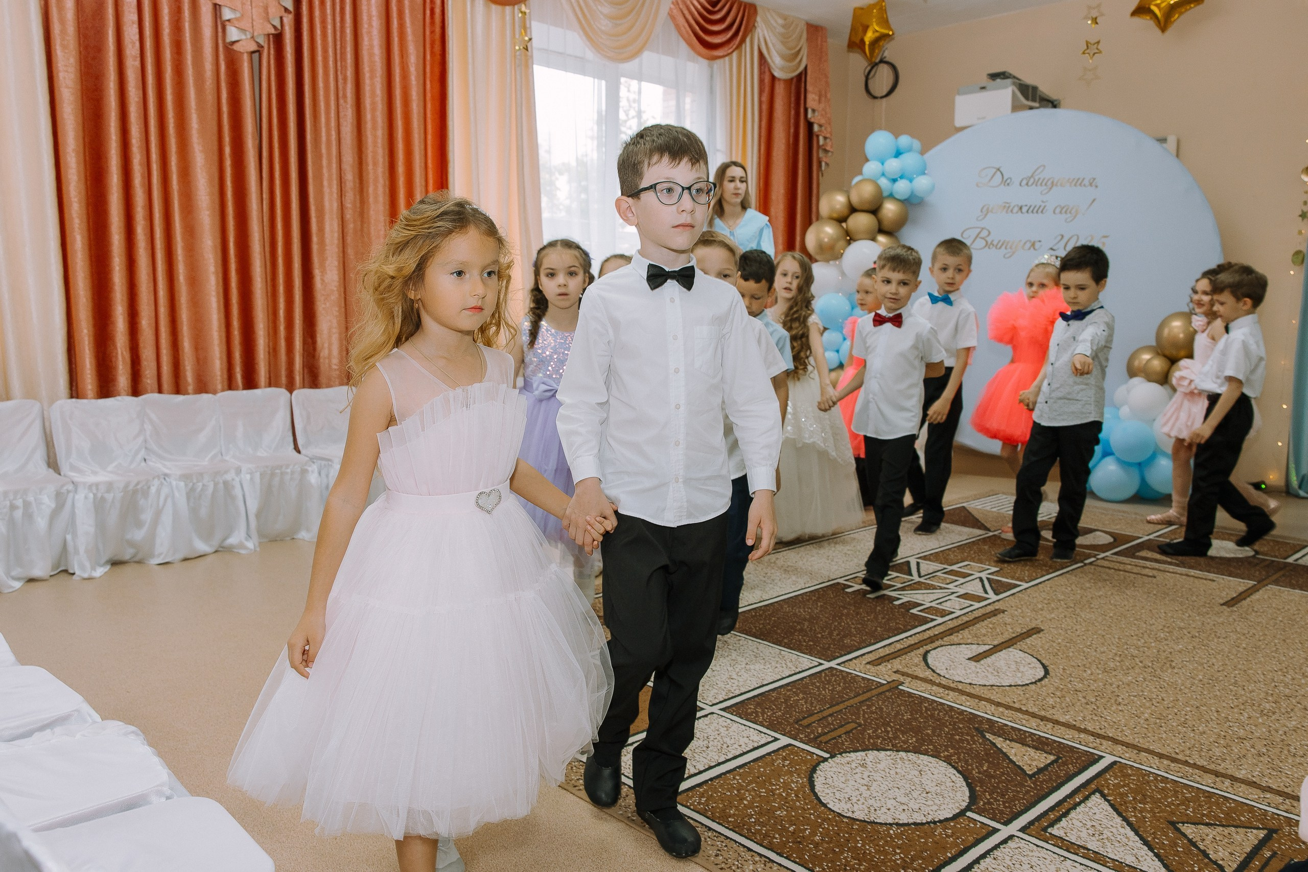 Выпускной в ДС -29. Выпускные альбомы Натальи Бутко: Новороссийск, Анапа, Геленджик