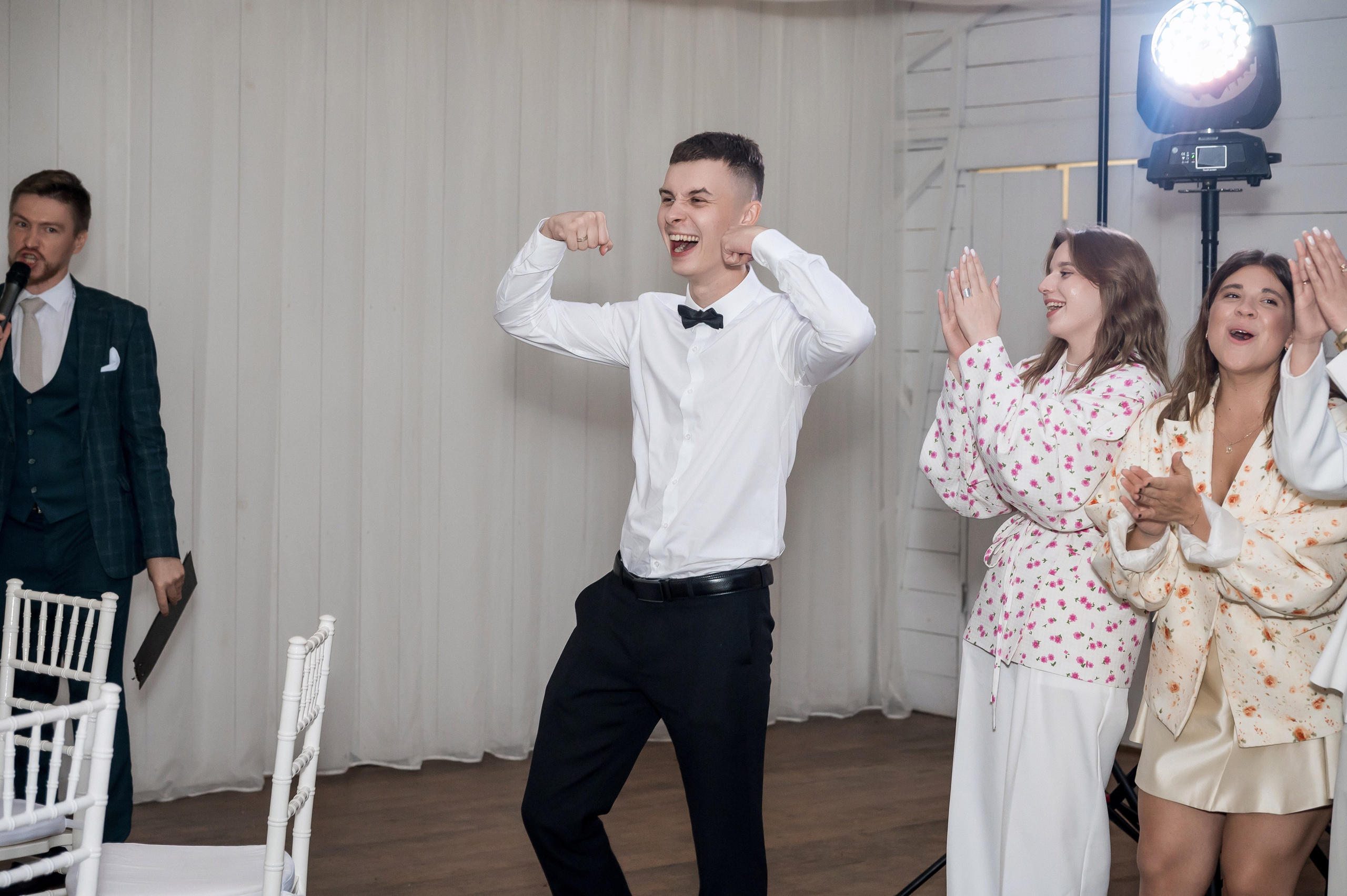 Михаил и Софья 08.08.25. Свадебный фотограф в Новосибирске. Александра Верхушина