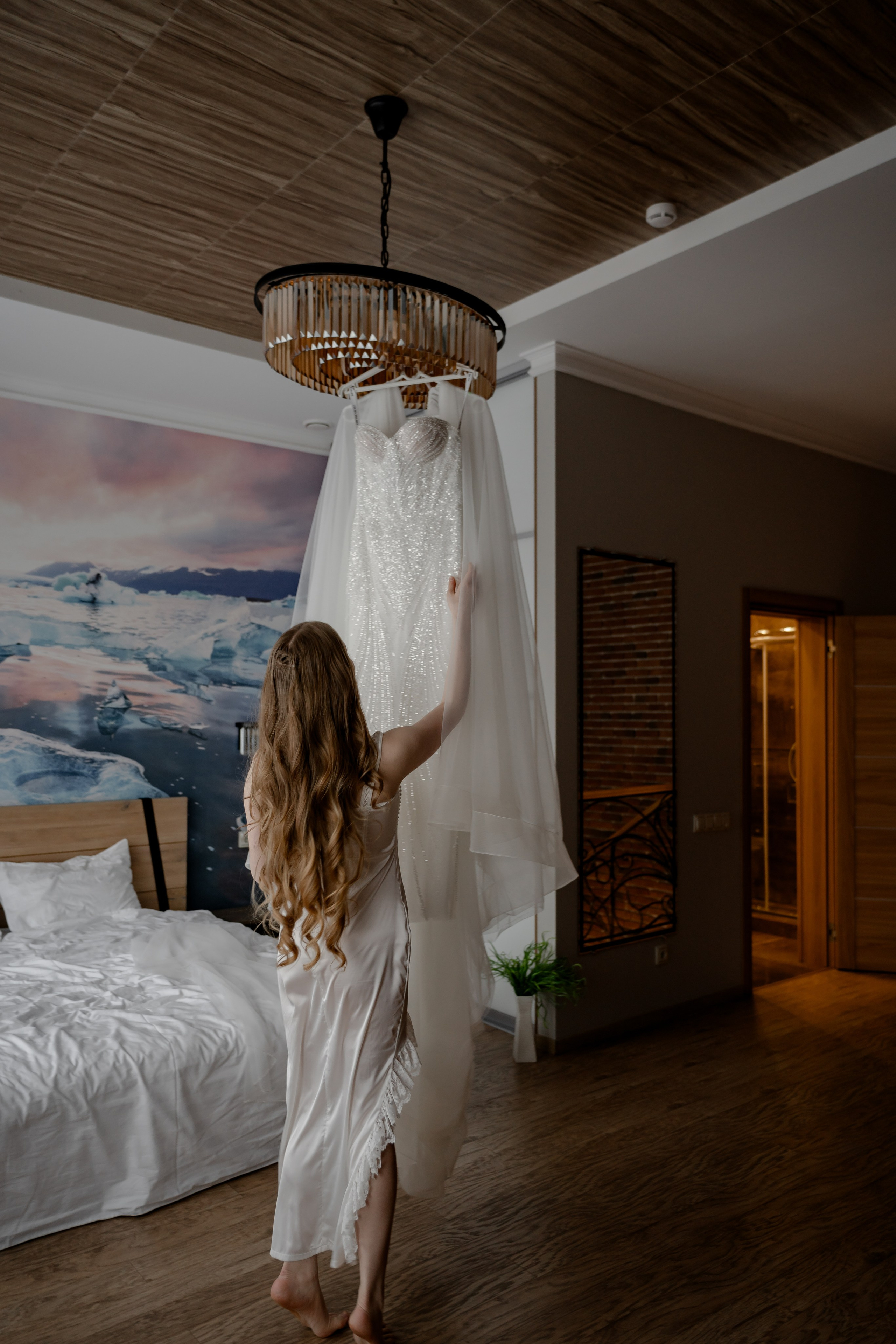 СВАДЕБНАЯ СЬЕМКА СБОРОВ В ОТЕЛЕ И ВЫЕЗД НА ЦЕРЕМОНИЮ (СНЯТО В СИБИРЕ В НИЖНЕВАРТОВСКЕ). Профессиональный фотограф, Санкт-Петербург — Виктория Богомолова