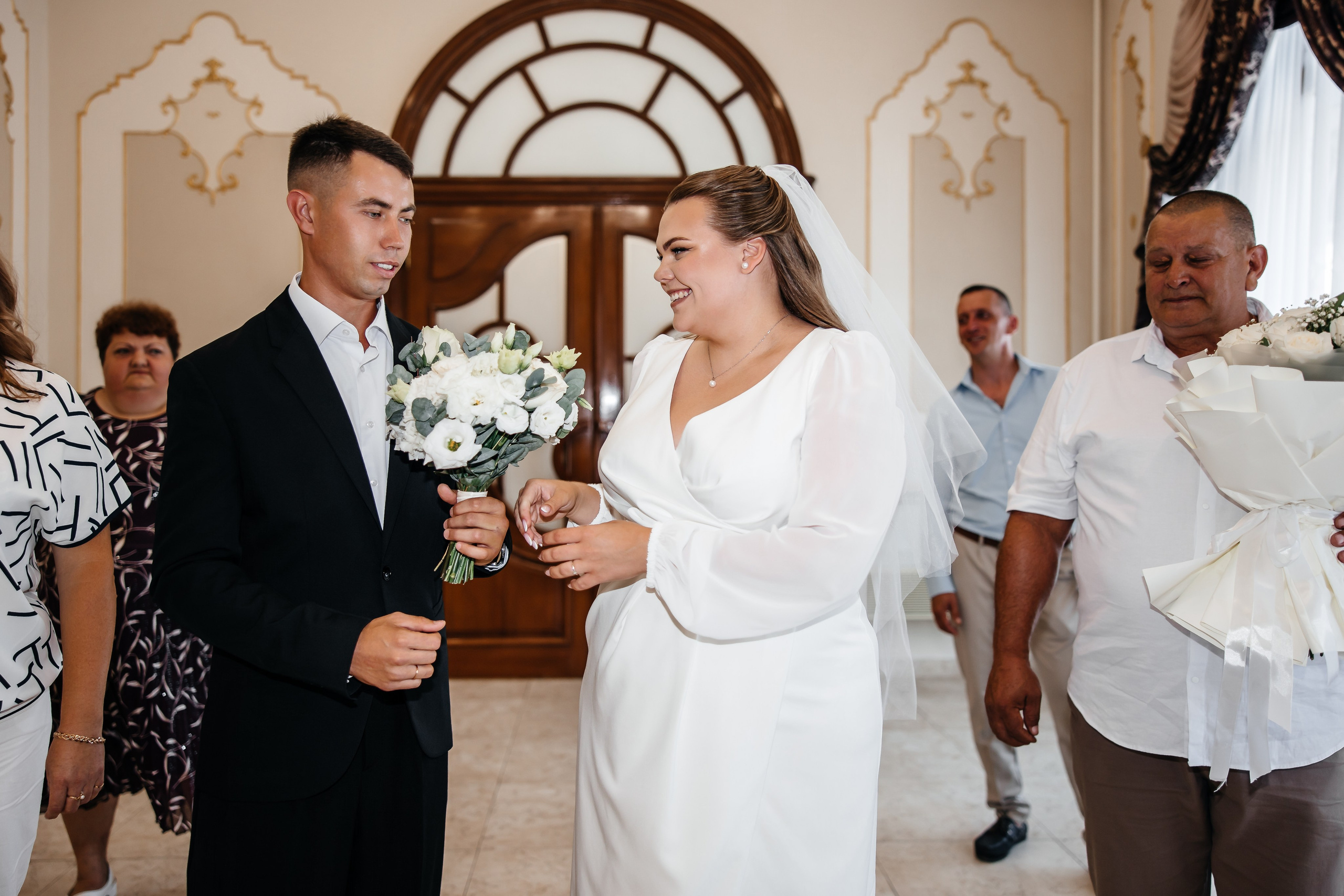 Анонс свадьбы Виолетты и Ростислава. Свадебный фотограф в Крыму и Севастополе Ольга Баскакова