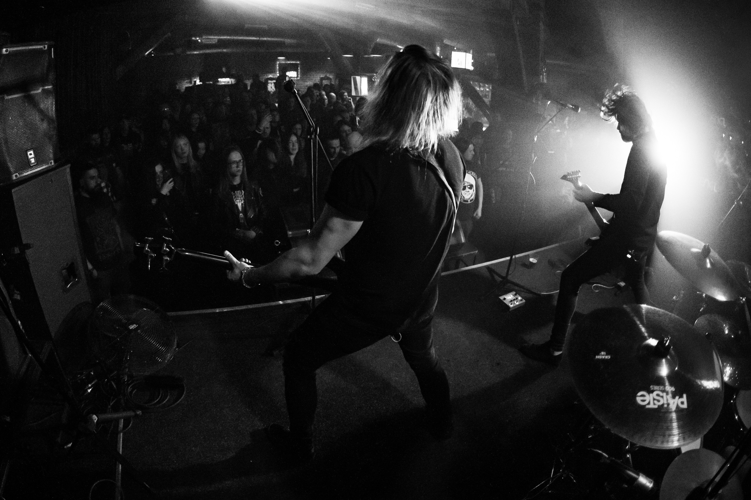 ИЛ • Minuala • Khlad|Цоколь 2.0. Концертный и репортажный фотограф в Санкт-Петербурге Слава Пахомов