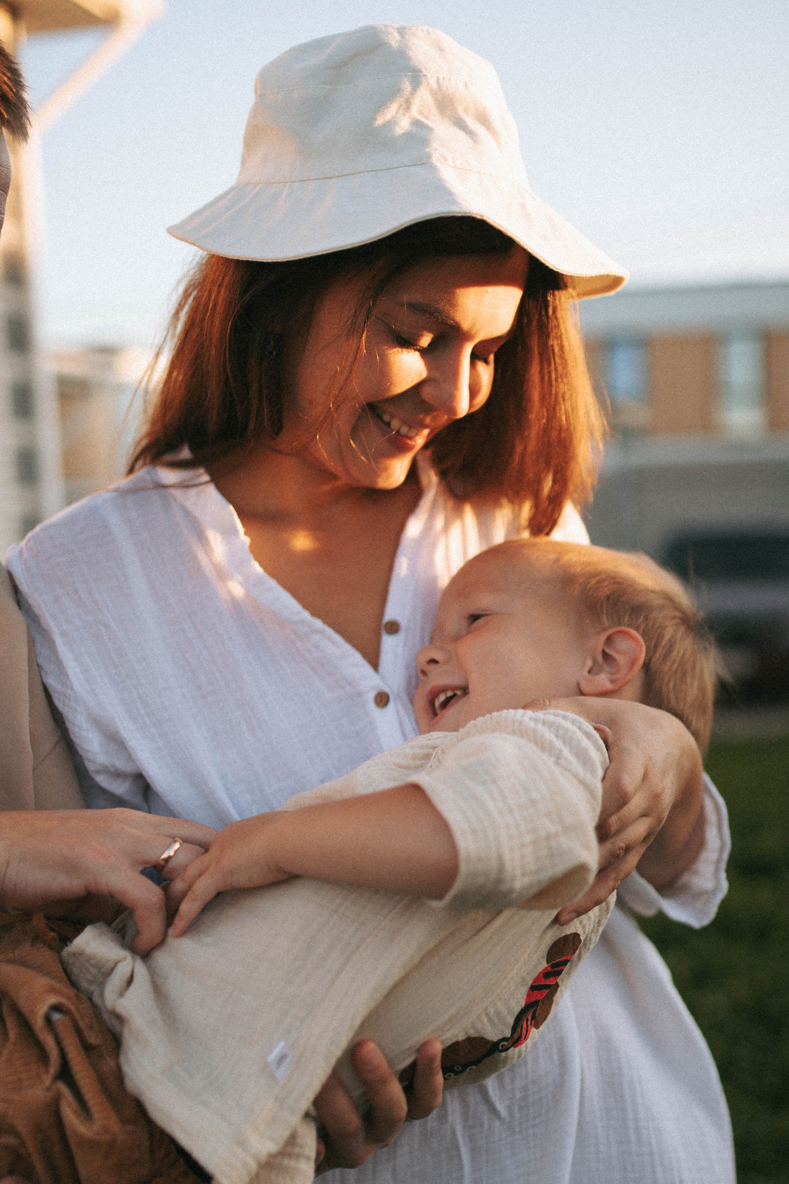 Во дворе своего дома. Свадебный и семейный фотограф в Нижнем Новгороде