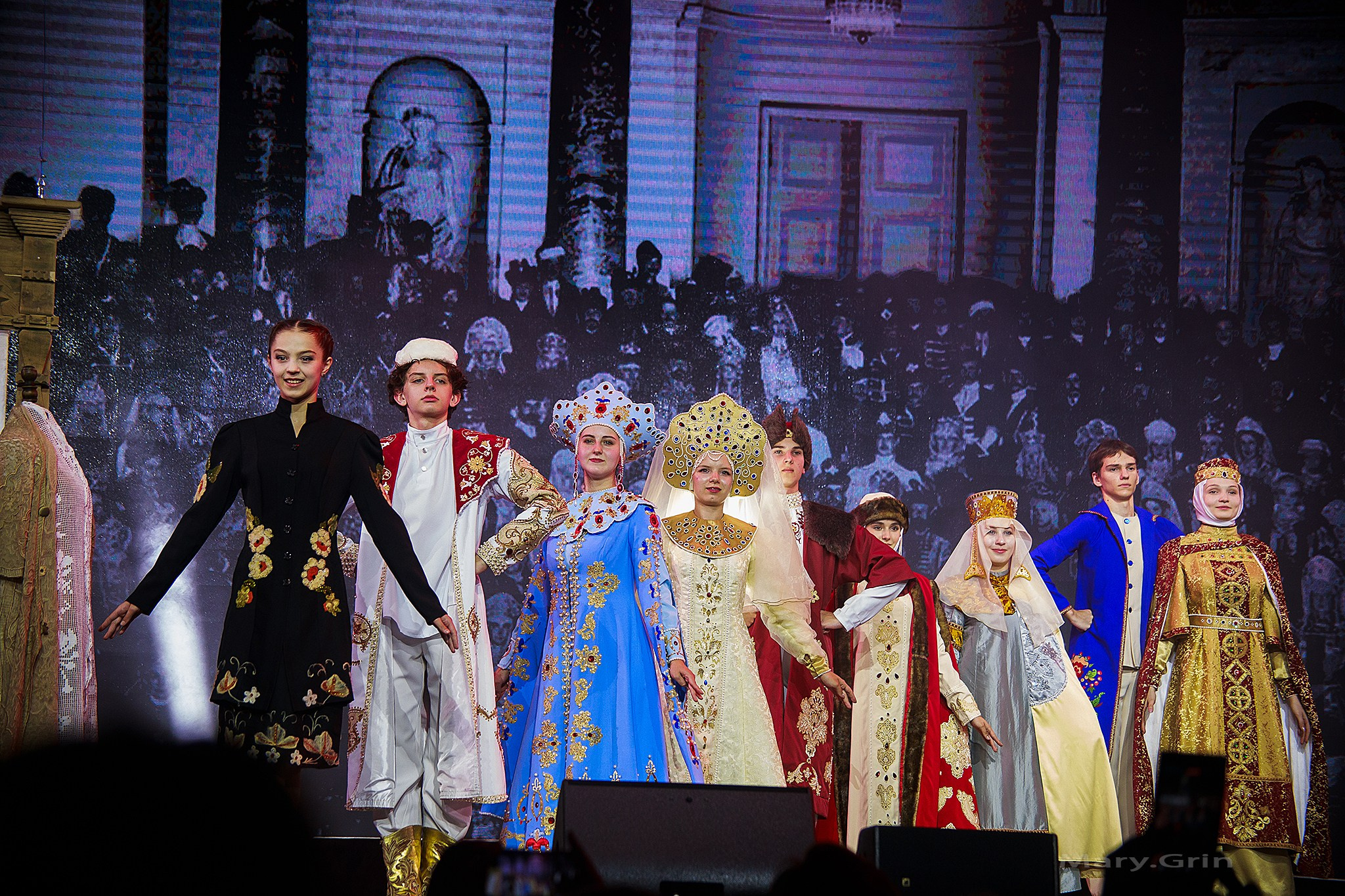 Подиумный спектакль «стиль Надежды» 2025. Детский и семейный фотограф, фотограф мероприятий Нижний Новгород