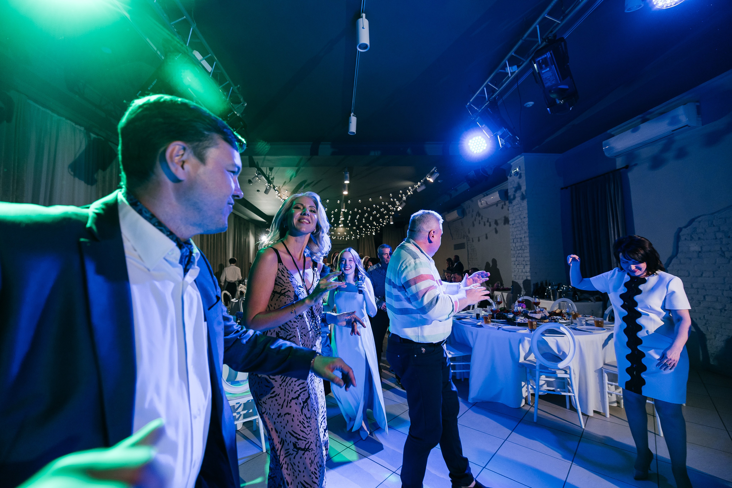 2023-06-23 Выпускной МБОУ СОШ № 10. Фотограф в Красноярске