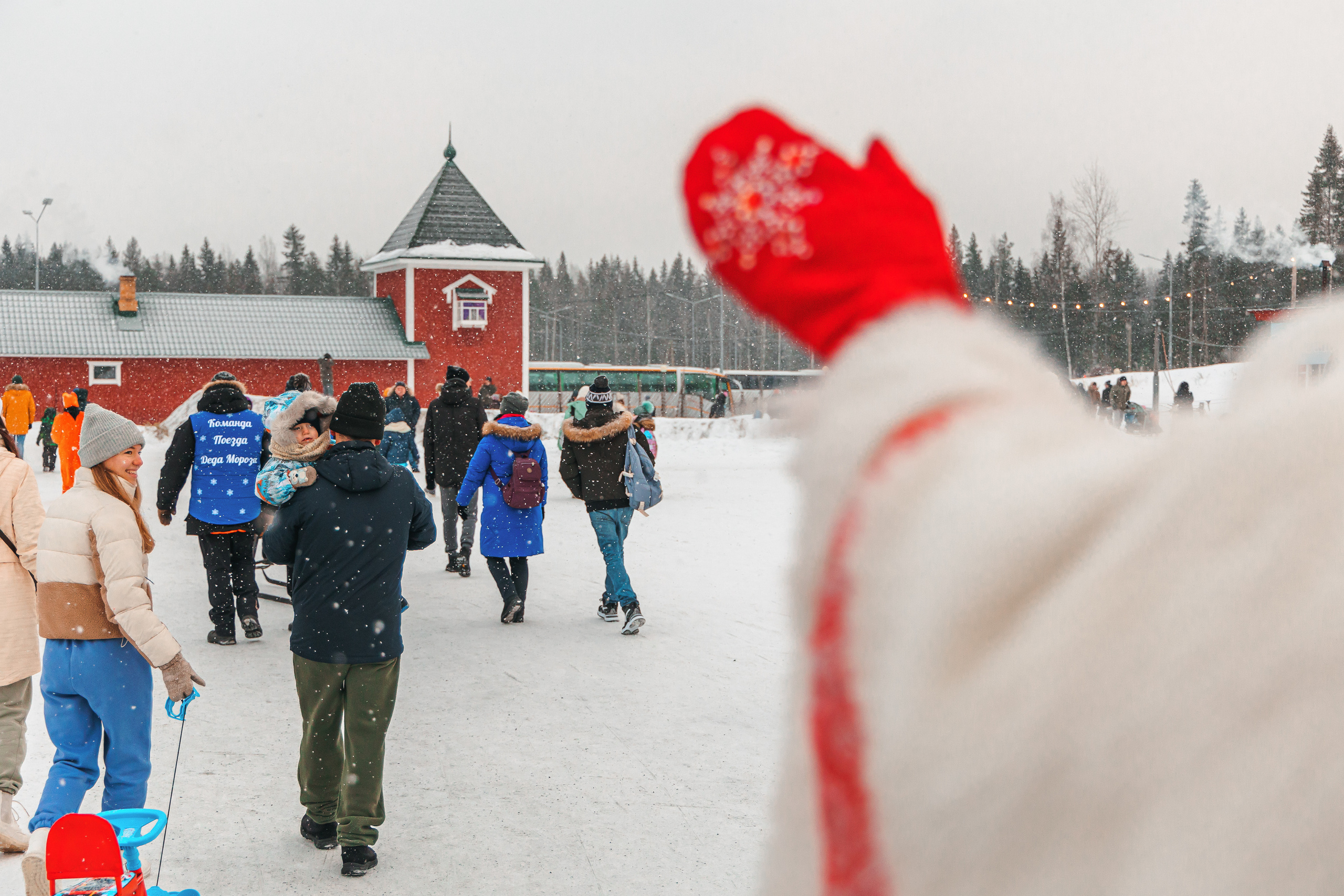 Встреча Деда Мороза и Лапландского Талвиукко.Резиденция Талвиукко. Свадебный фотограф в Хабаровске