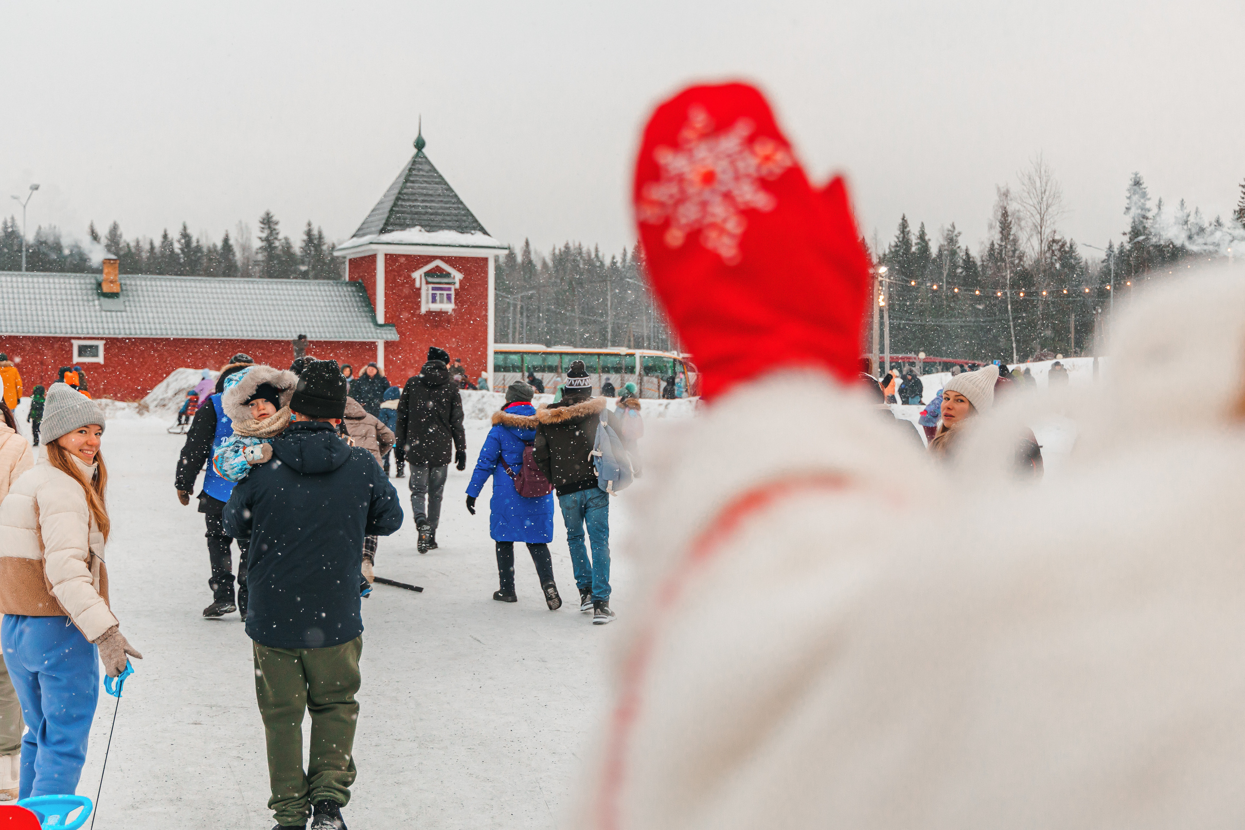 Встреча Деда Мороза и Лапландского Талвиукко.Резиденция Талвиукко. Свадебный фотограф в Хабаровске