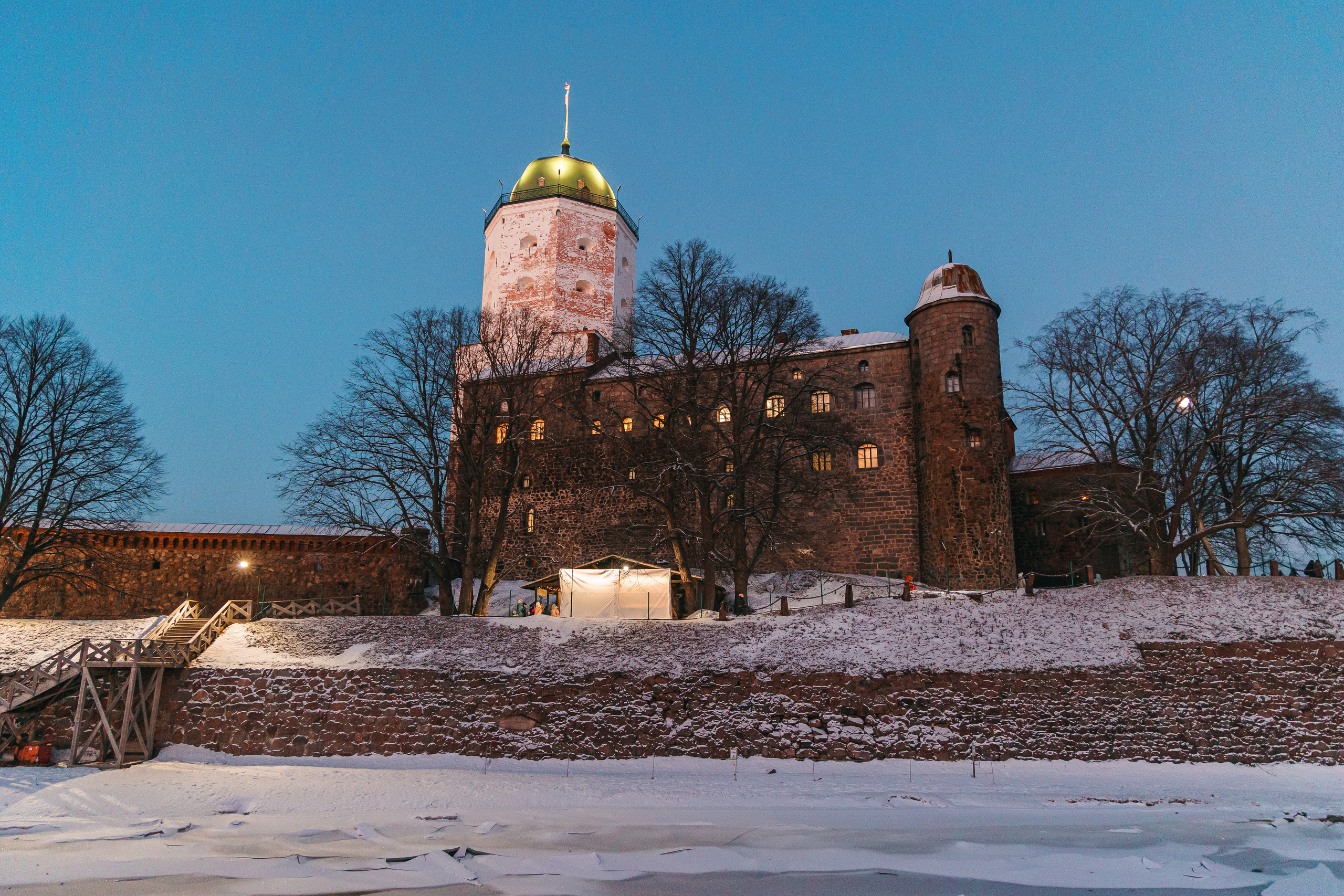 5.1.23.Выборг. Свадебный фотограф в Хабаровске