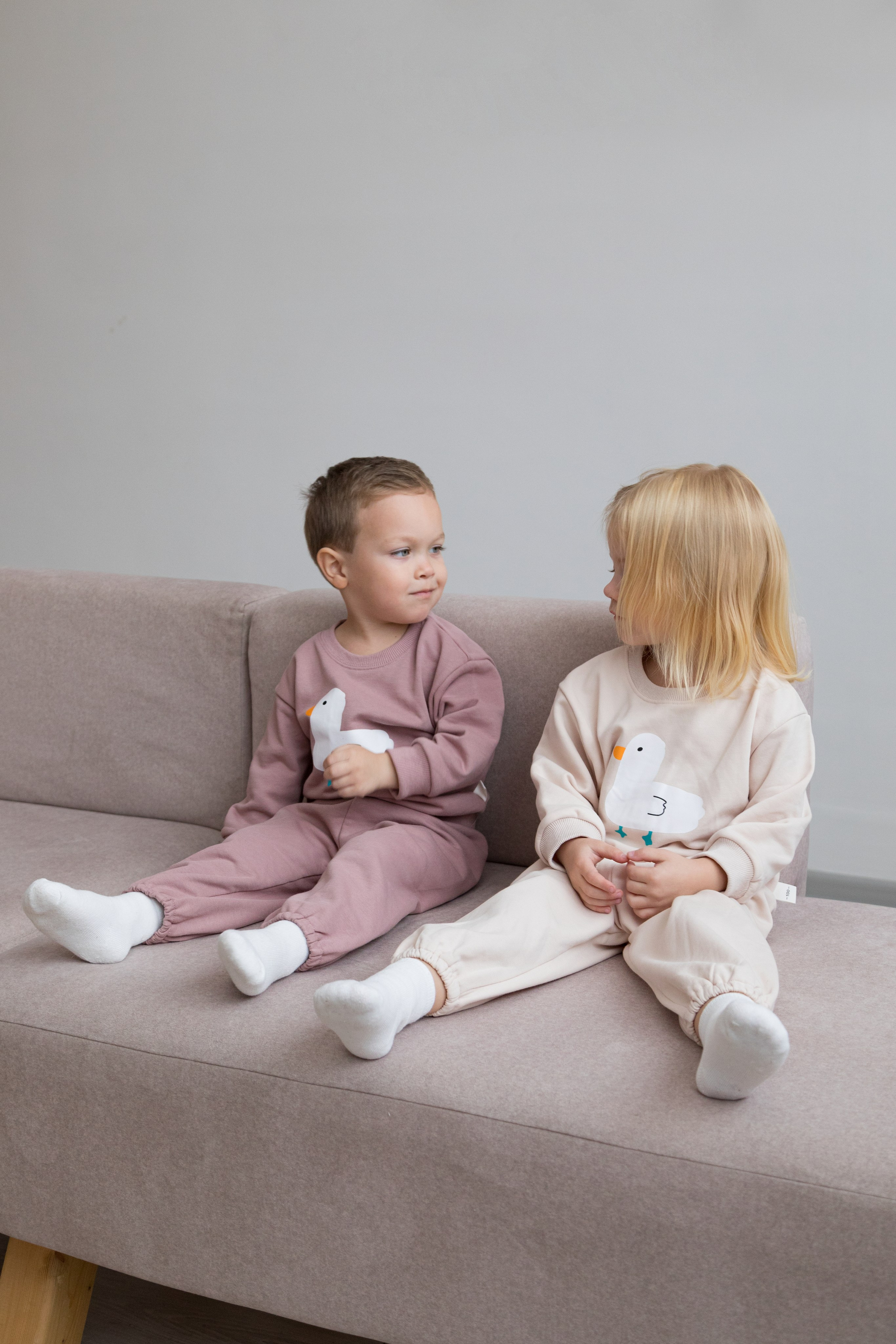 Фотосессия детской одежды для маркетплейсов Wildberries, Ozon. Детский и контент фотограф Надя Волкова Санкт-Петербург