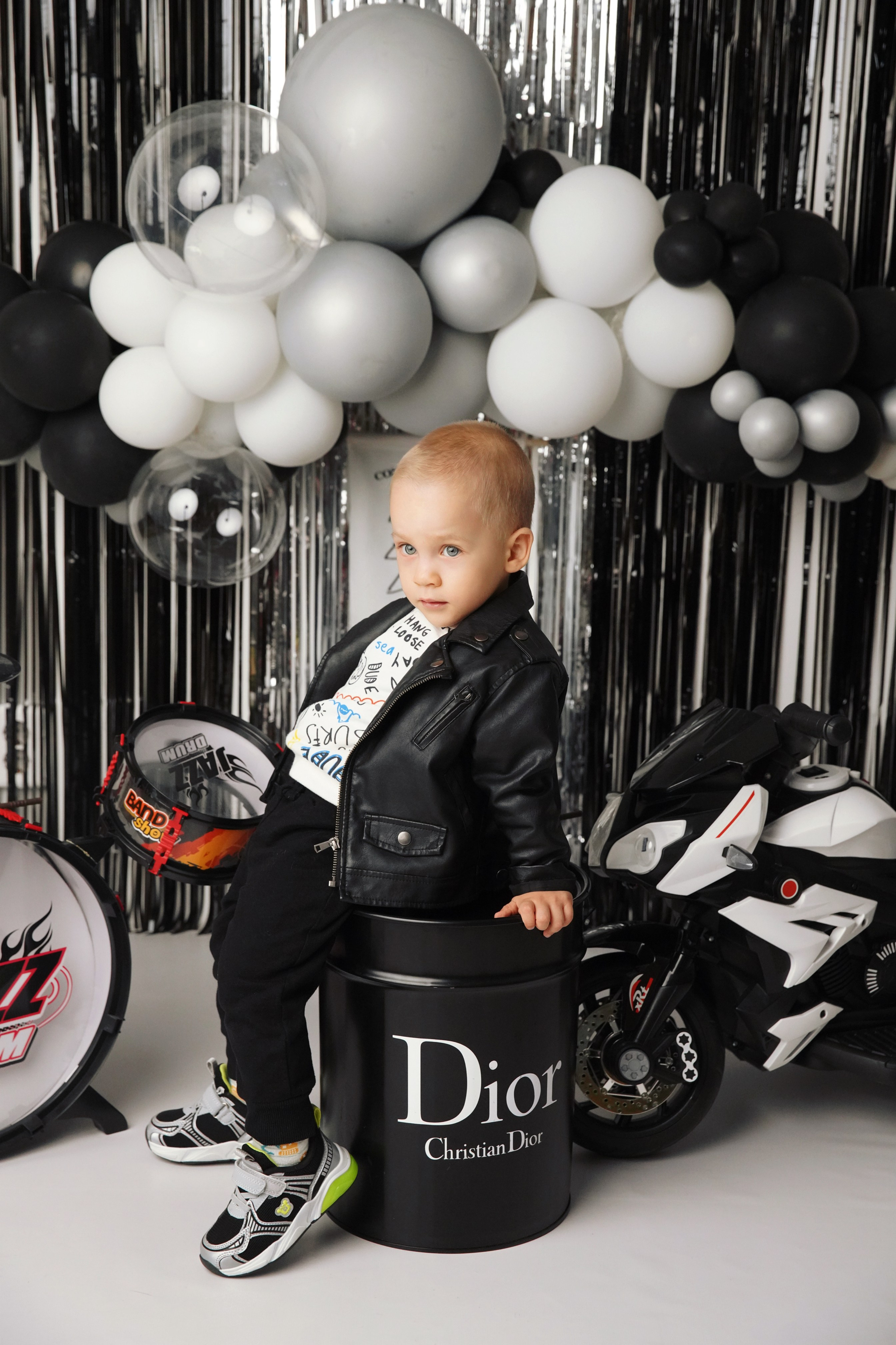 Байкер. Фотограф новорожденных. Семейный и детский фотограф в городе Сургуте