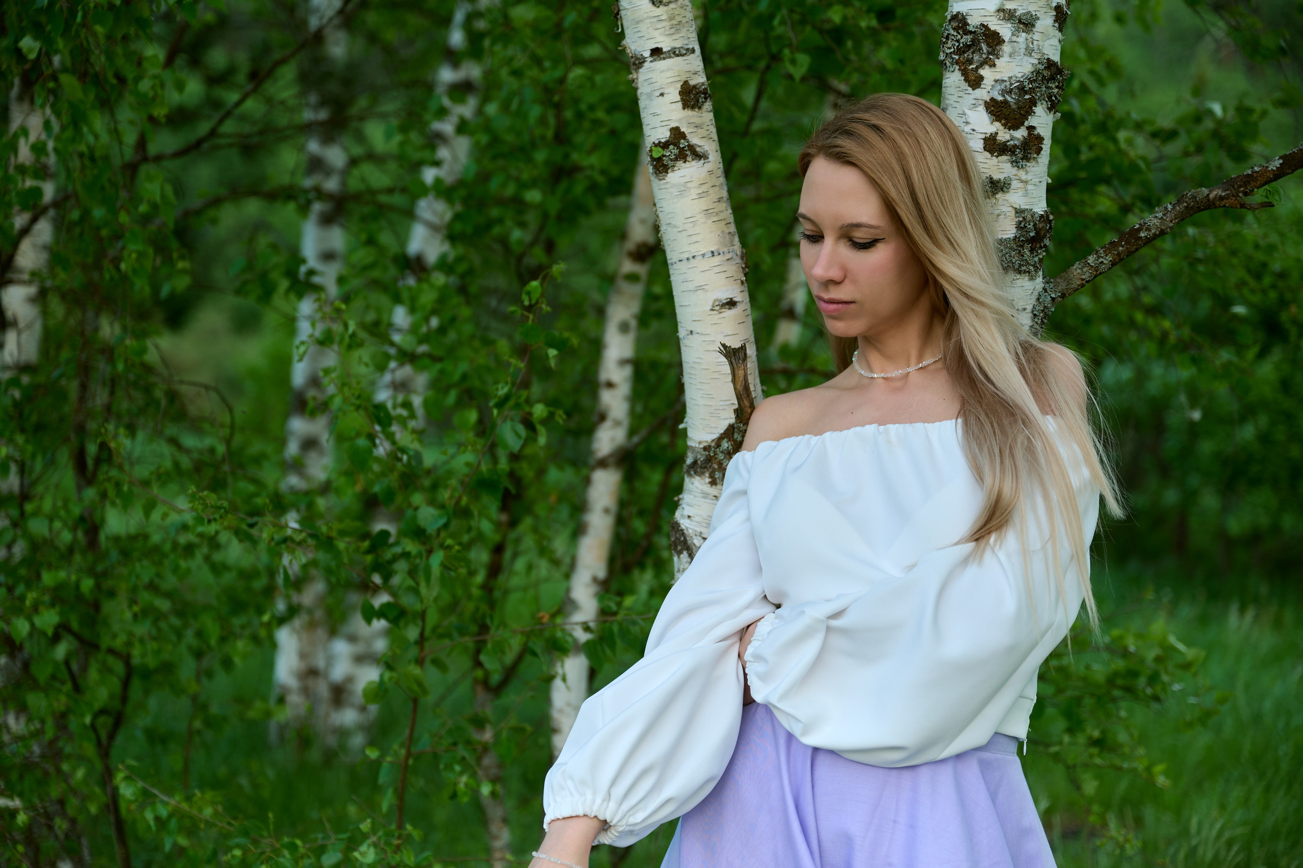 Съемка на природе — Анна Миронова. Тихая женская фотография — съёмка без ролей и позирования, где важнее состояние, чем образ