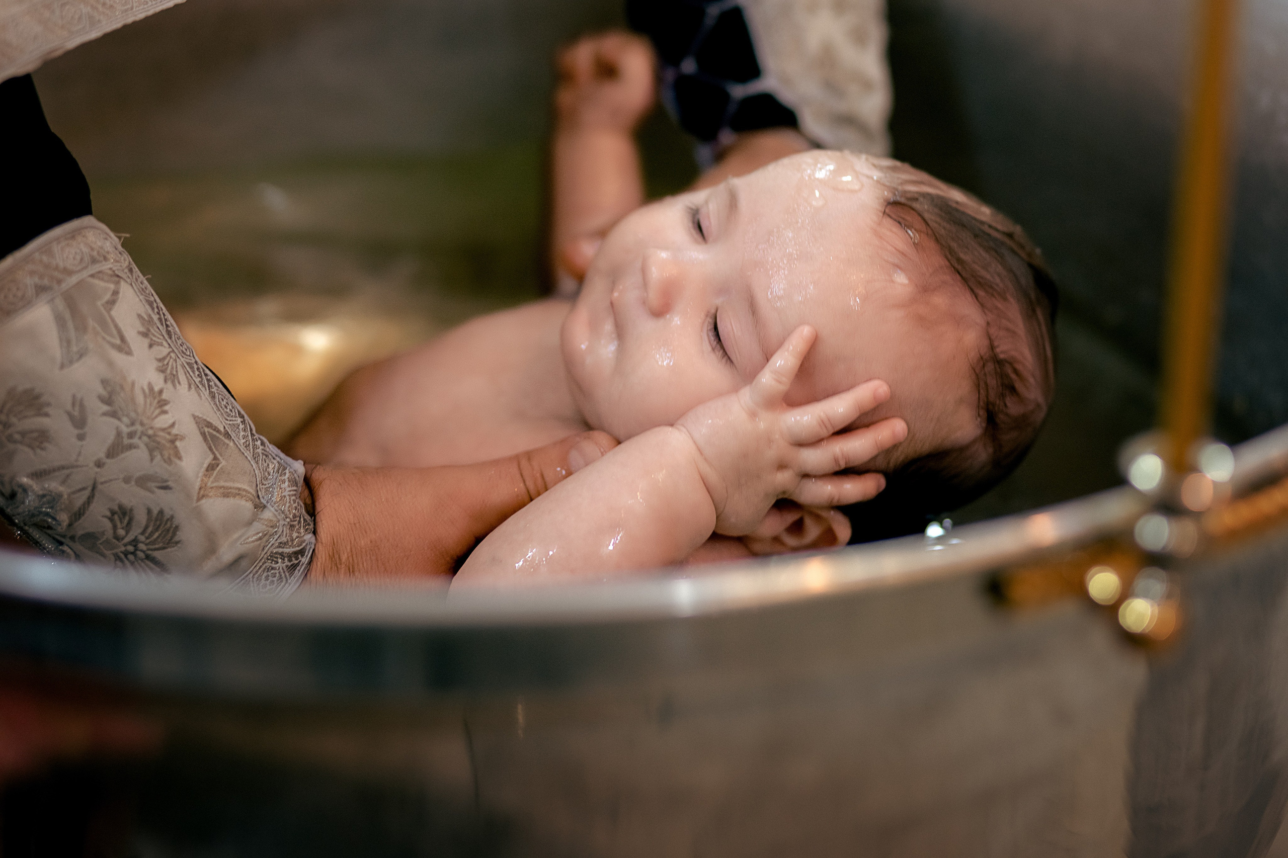 Съемки в храме. Семейный и церковный фотограф в Нефтеюганске