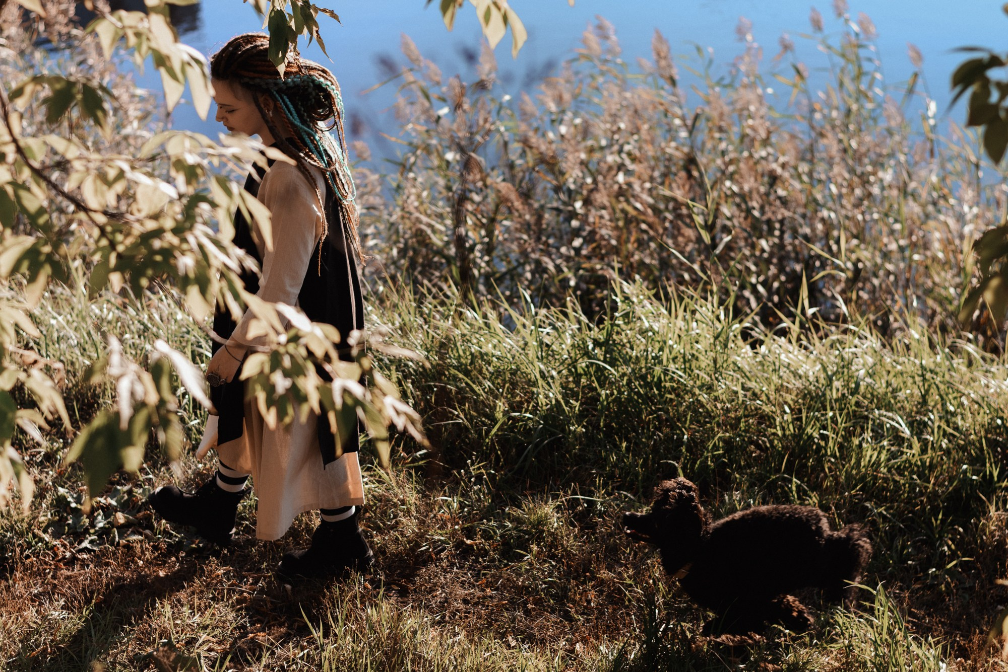 Фотосессия пары с собакой в Тюмени — Стася, Кирилл и Каренин. Портретный фотограф Тюмень Дарья Мустафина