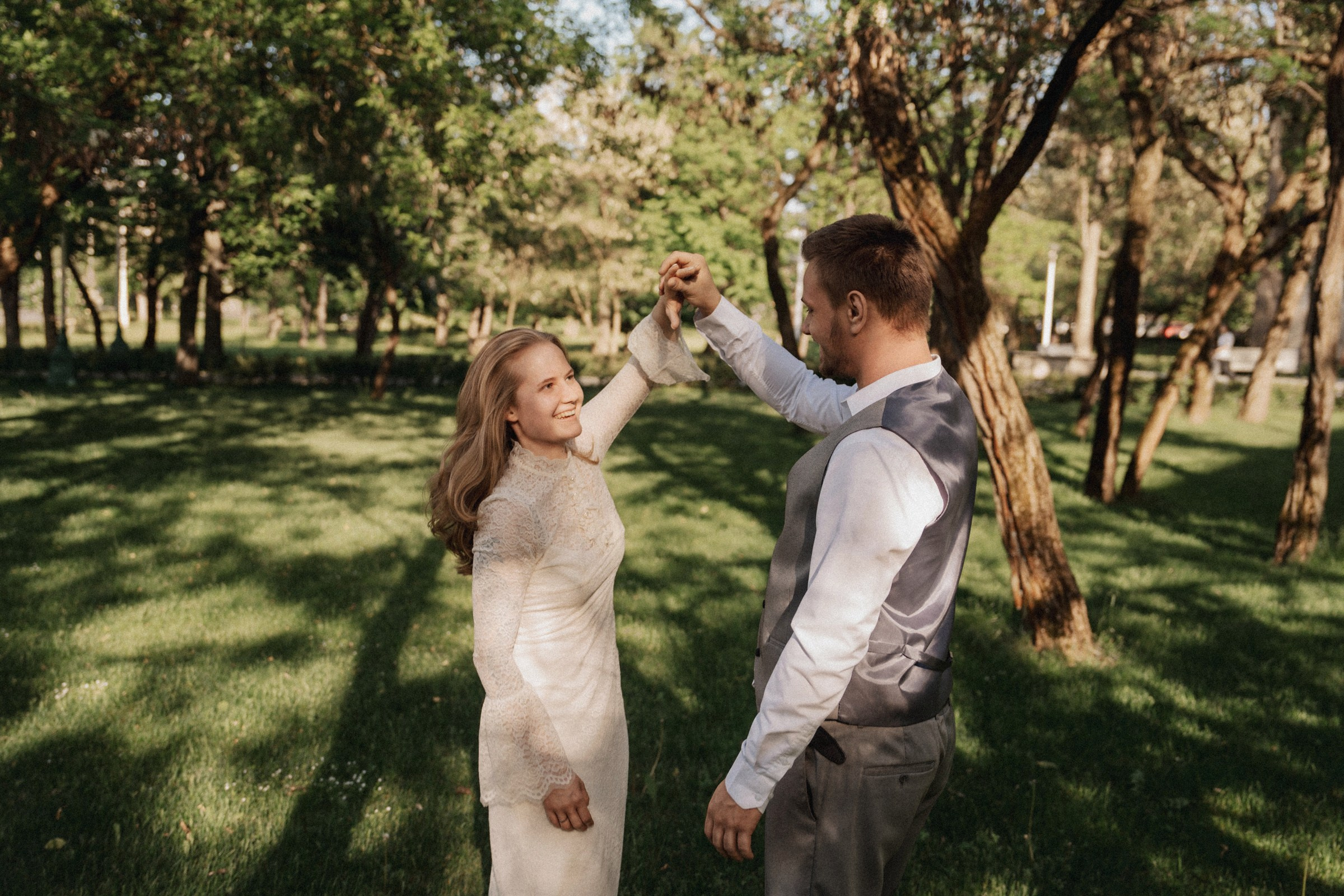 А ♡ А — Шепот деревьев (ВДНХ). Свадебный и портретный фотограф в Москве, Светлана Янковая