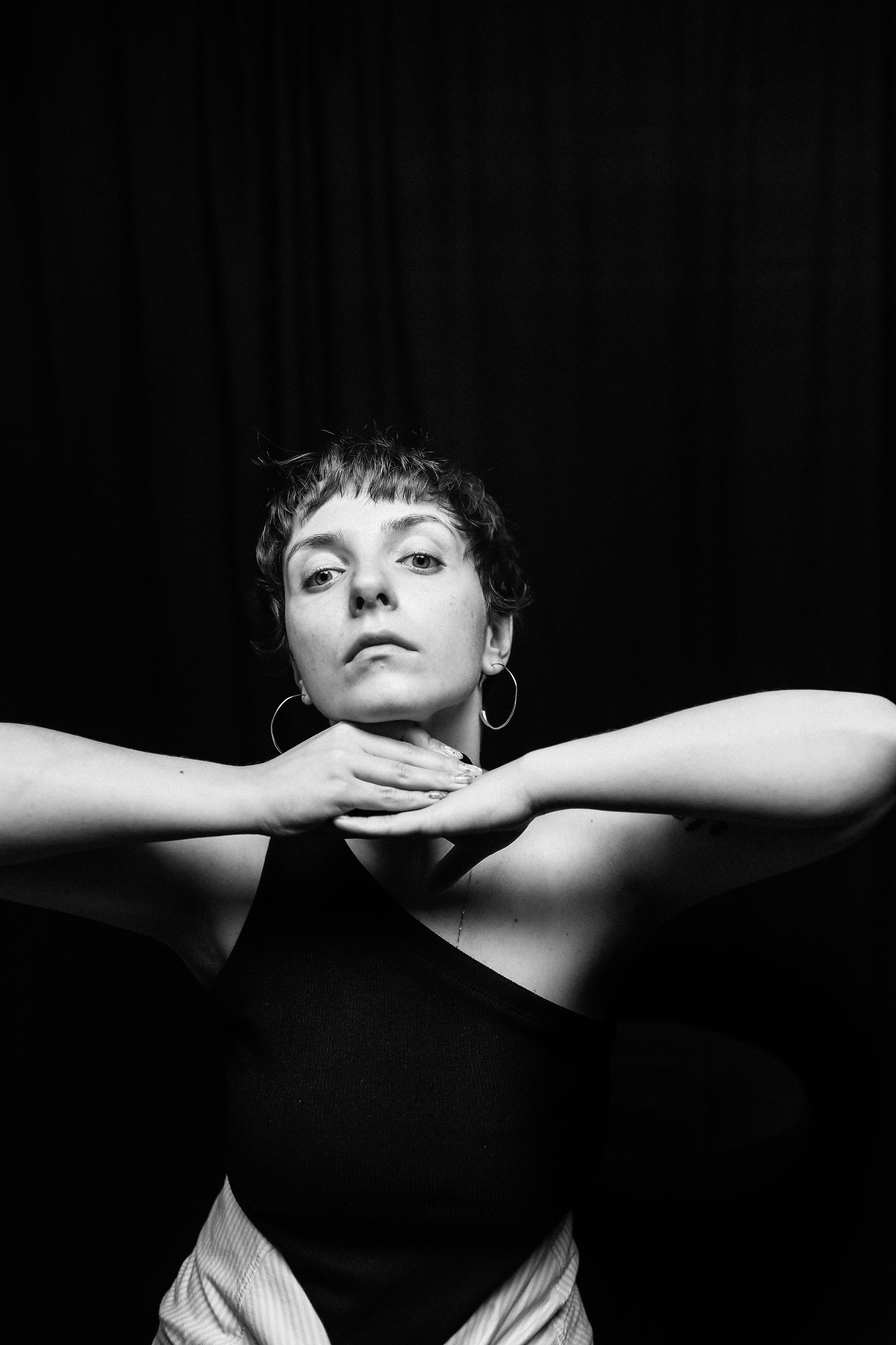 ЧБ. Фотостудия Автопортрета «Своими Глазами»