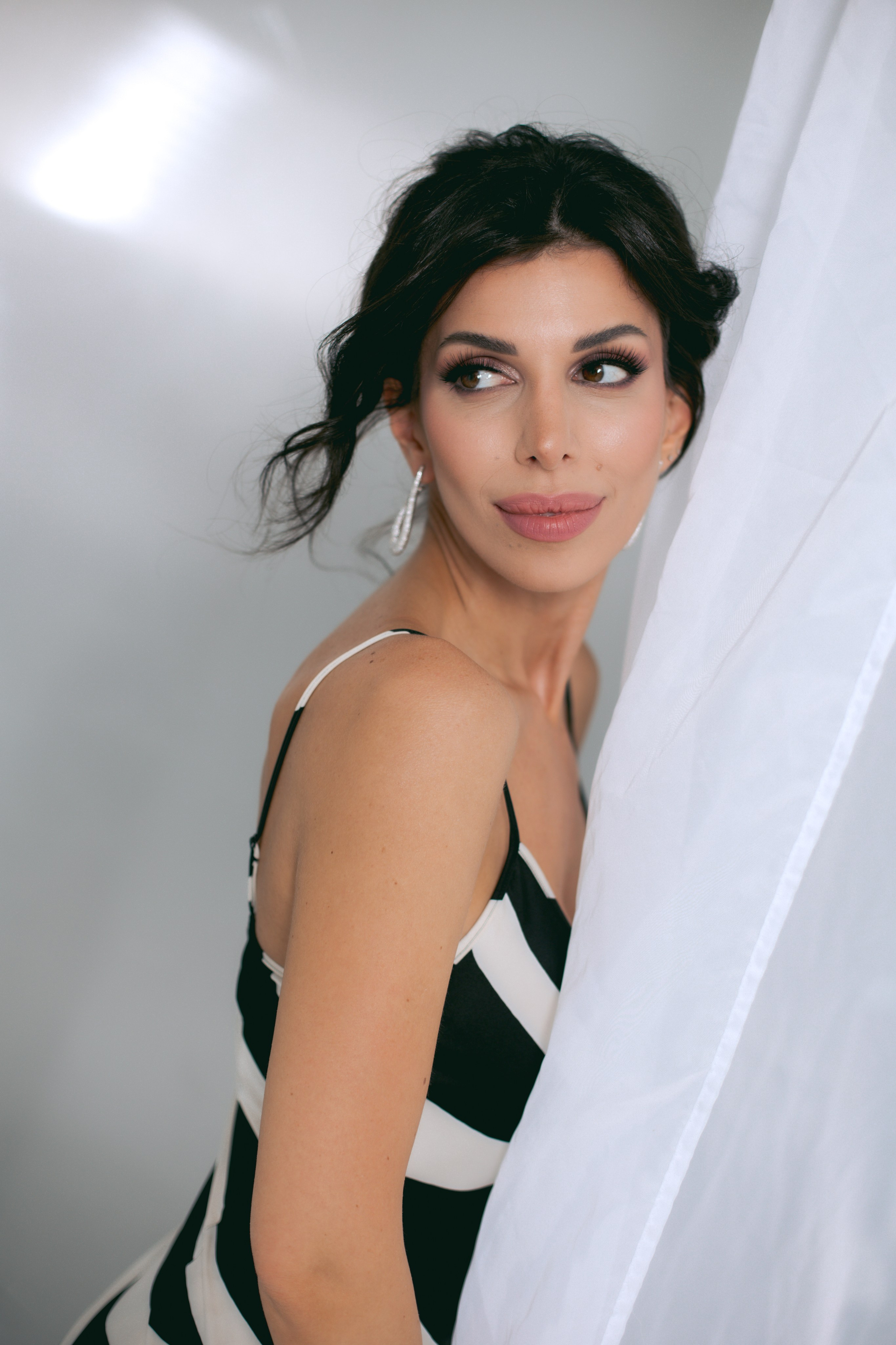 МАРИНЭ. Я фотограф из Москвы к Вашим услугам