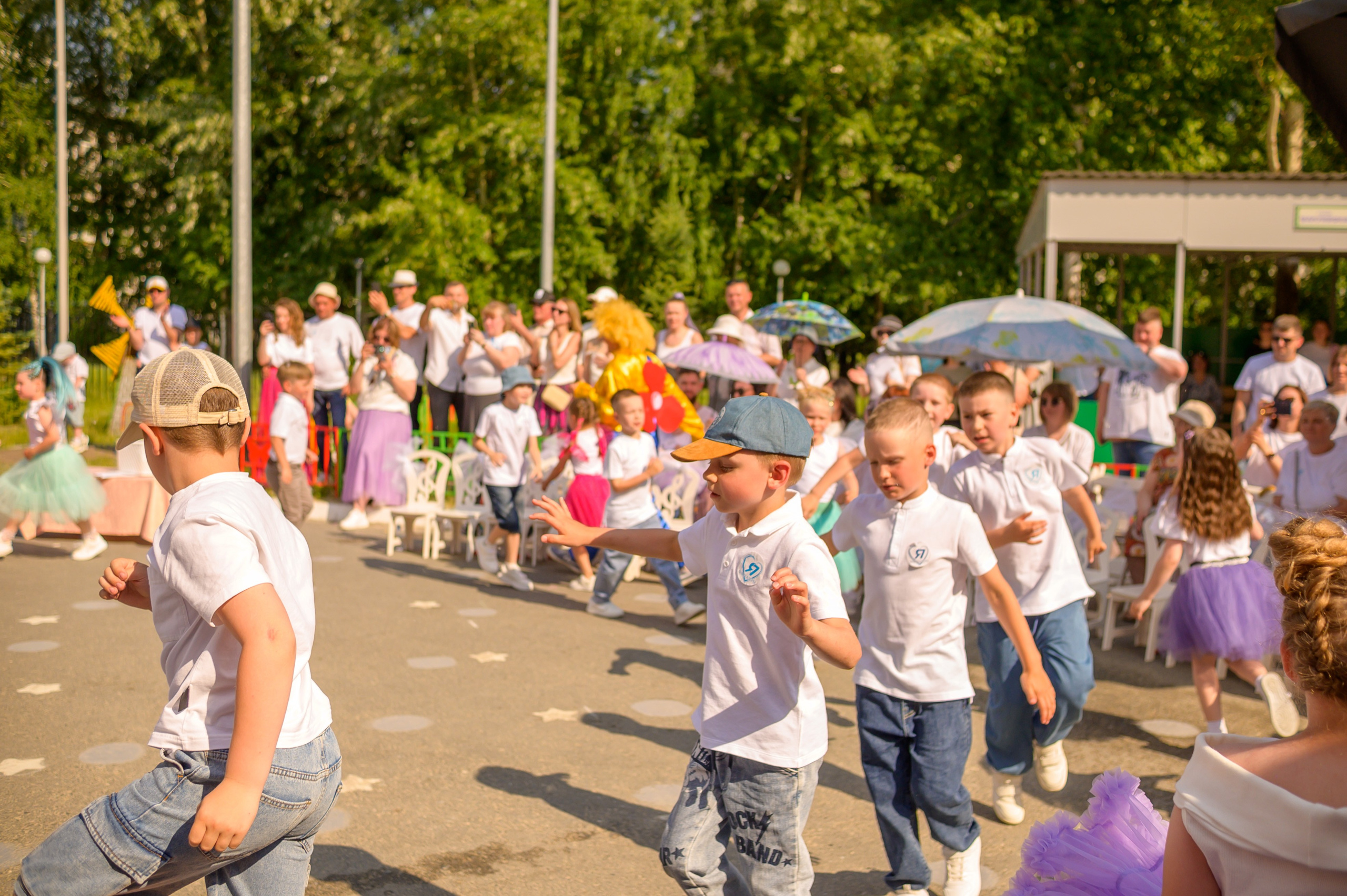 Репортаж выпускного группа «Фантазёры» 3 садик. Фотограф новорожденных, семейный детский в Тюмени Татьяна Морозова
