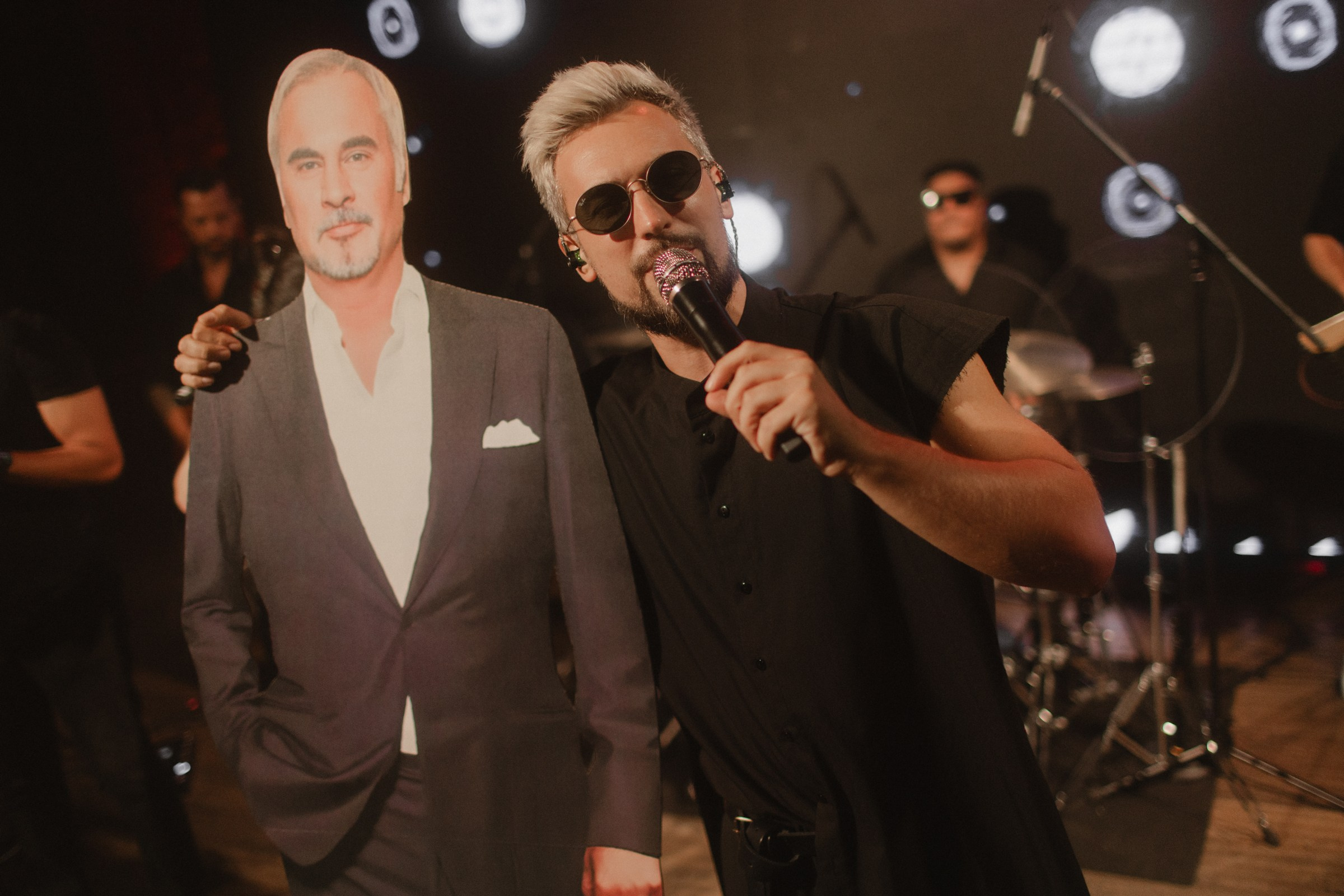 Собираемся на свадьбу вместе с фотосессией для двоих на утренние сборы. Свадебный, репортажный и портретный фотограф Сочи, Краснодар. Александра Зайцева