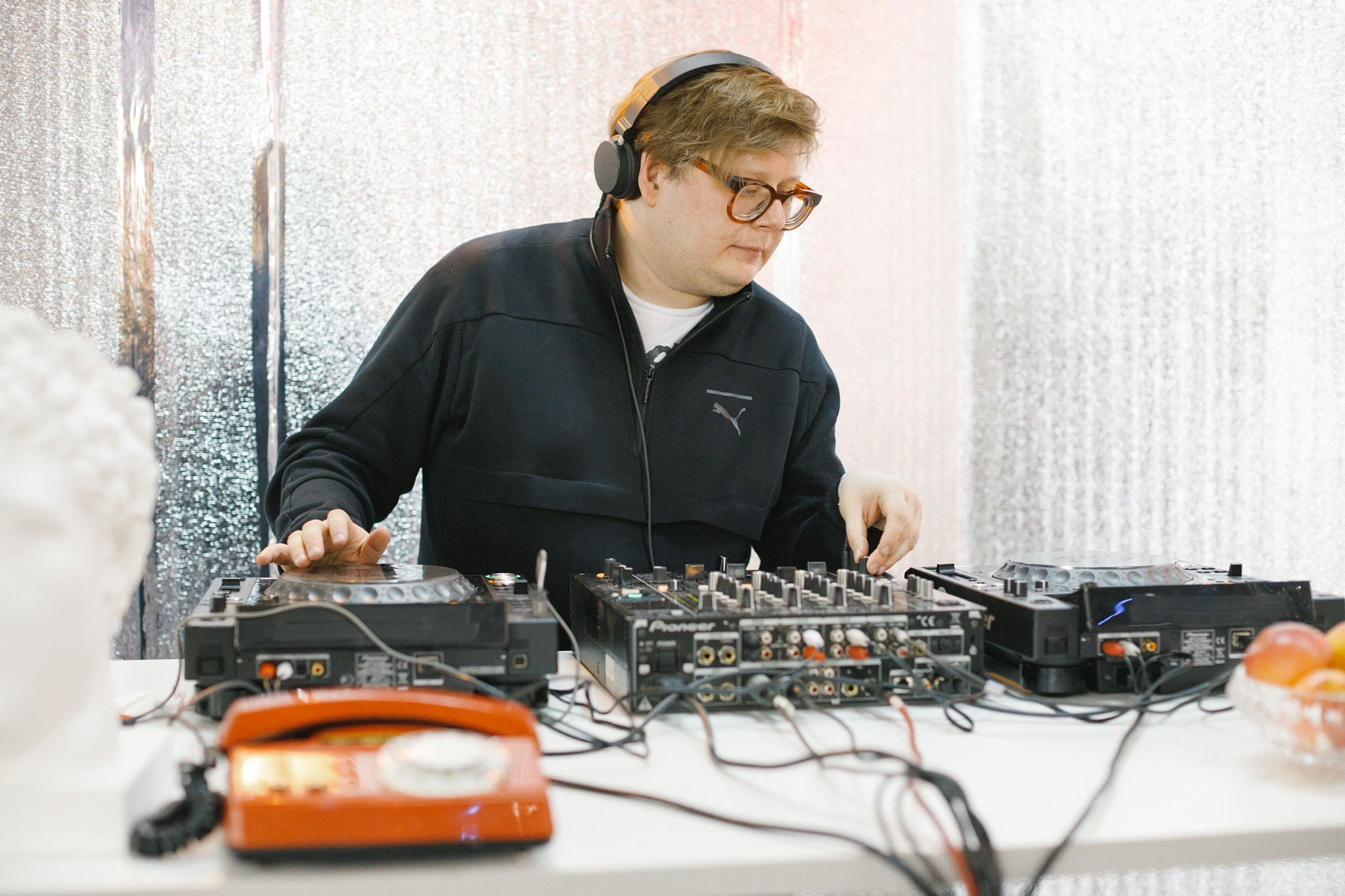 10–11 апреля 2021 на Трёхгорной мануфактуре / фото Иван Гущин. Фотоотчеты «Ламбада-маркета»