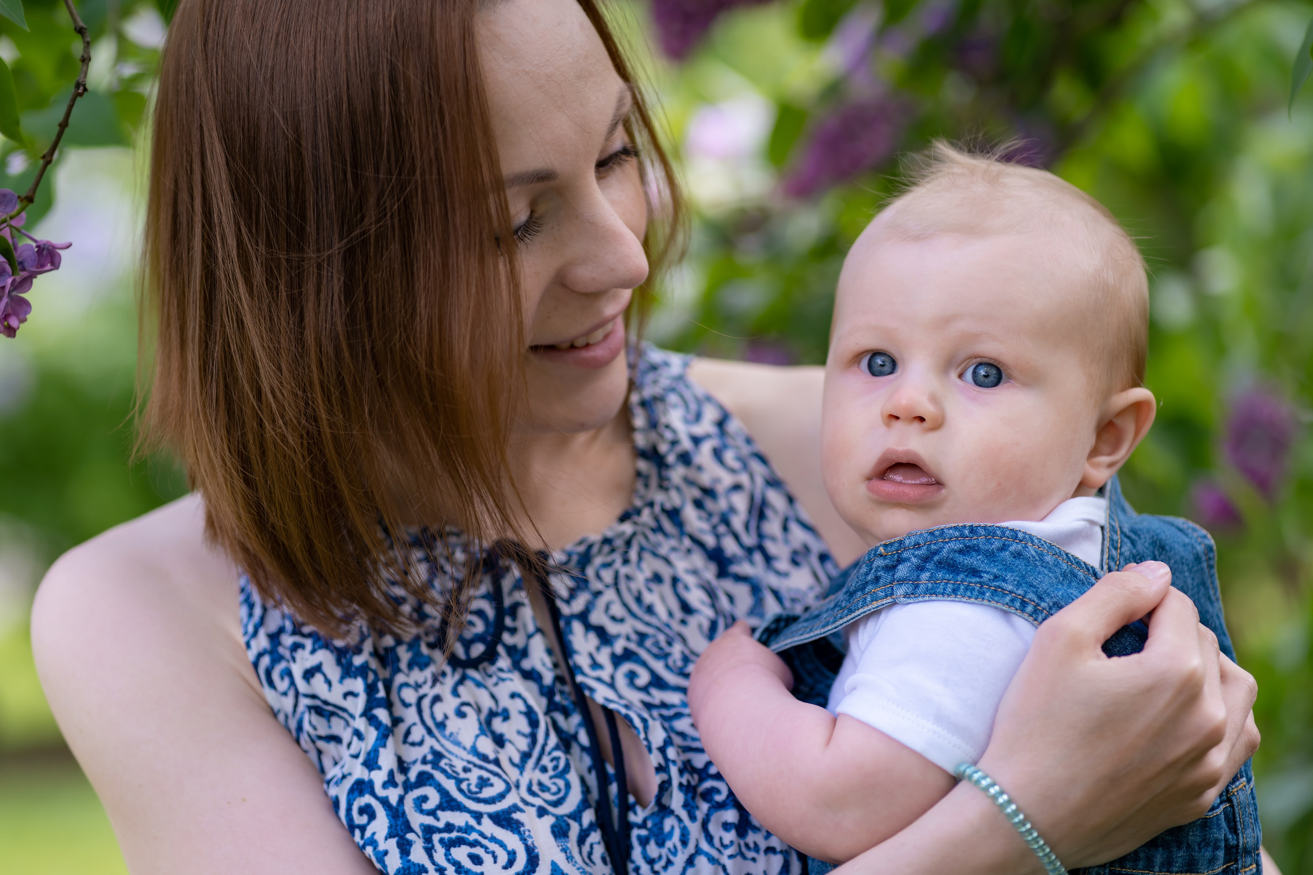 Софья с семьёй на ВДНХ. Семейный фотограф Варвара Сорока в городе Москве