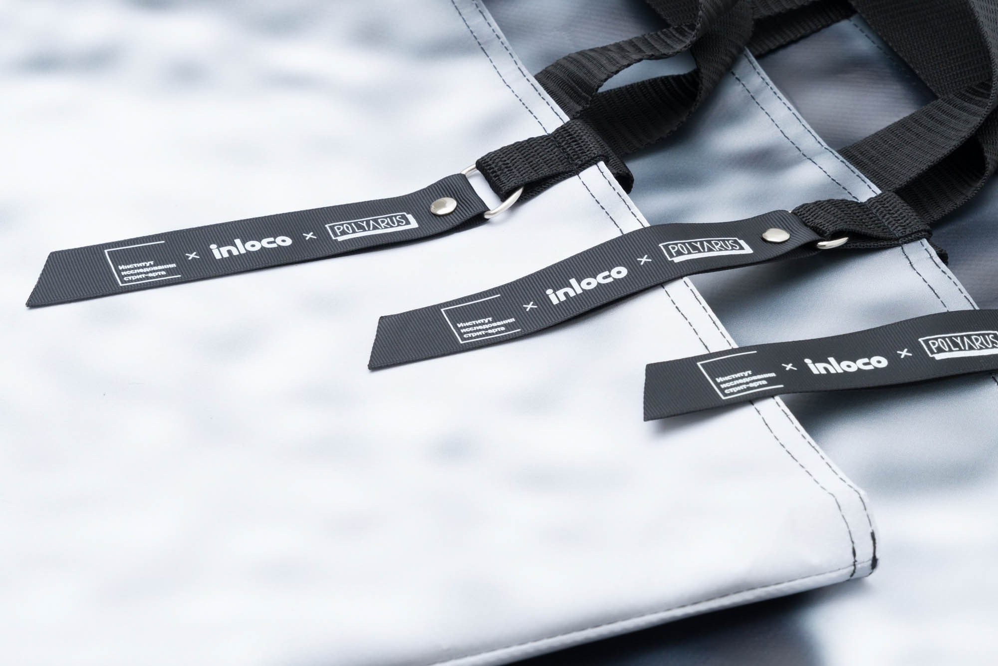 Мерч выставки Thanks for Nothing для Inloco. Фотограф Саша Оверчук