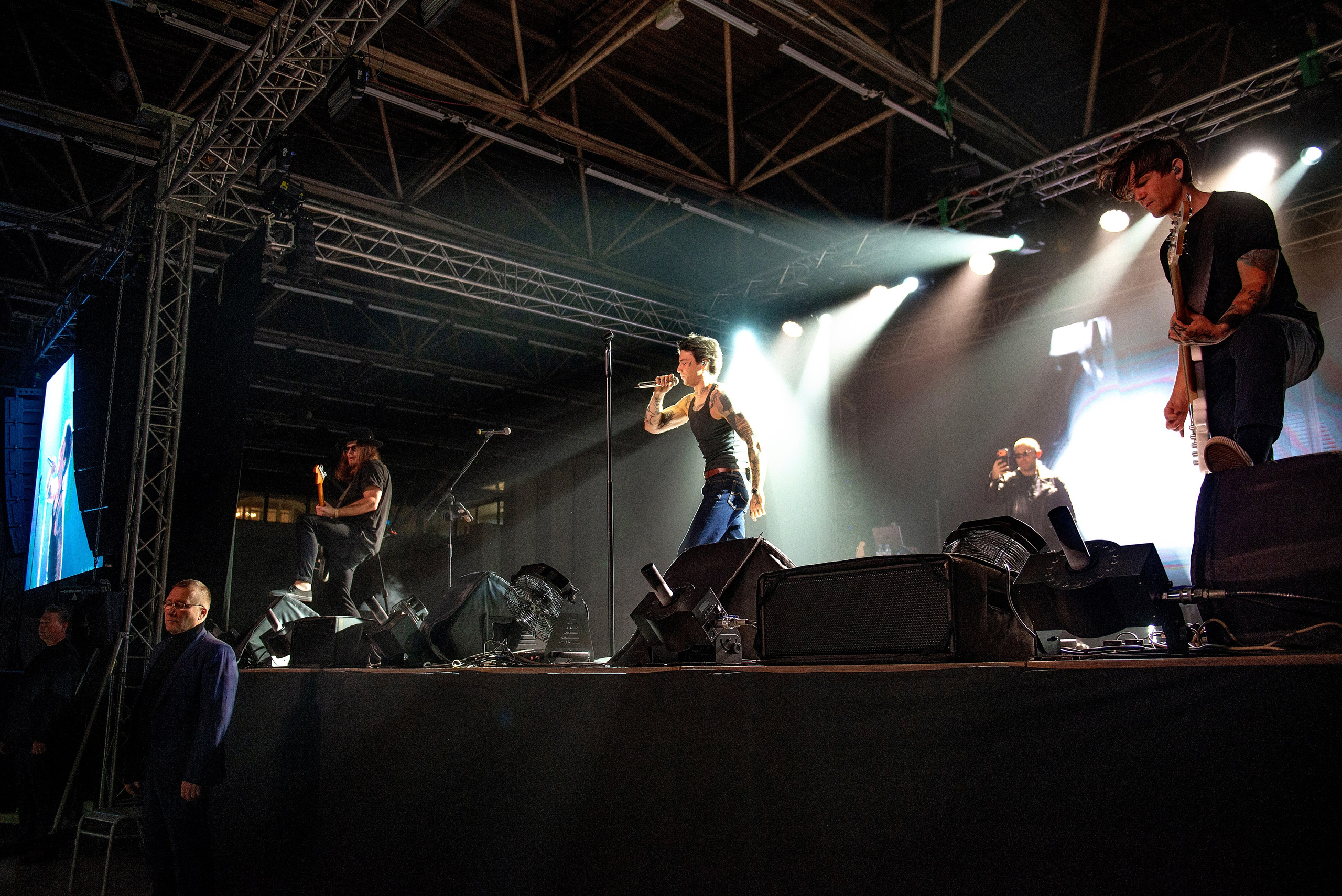 Концерт Хolidayboy. Школьный, фэшн фотограф в Тюмени и в России Ирина Королева