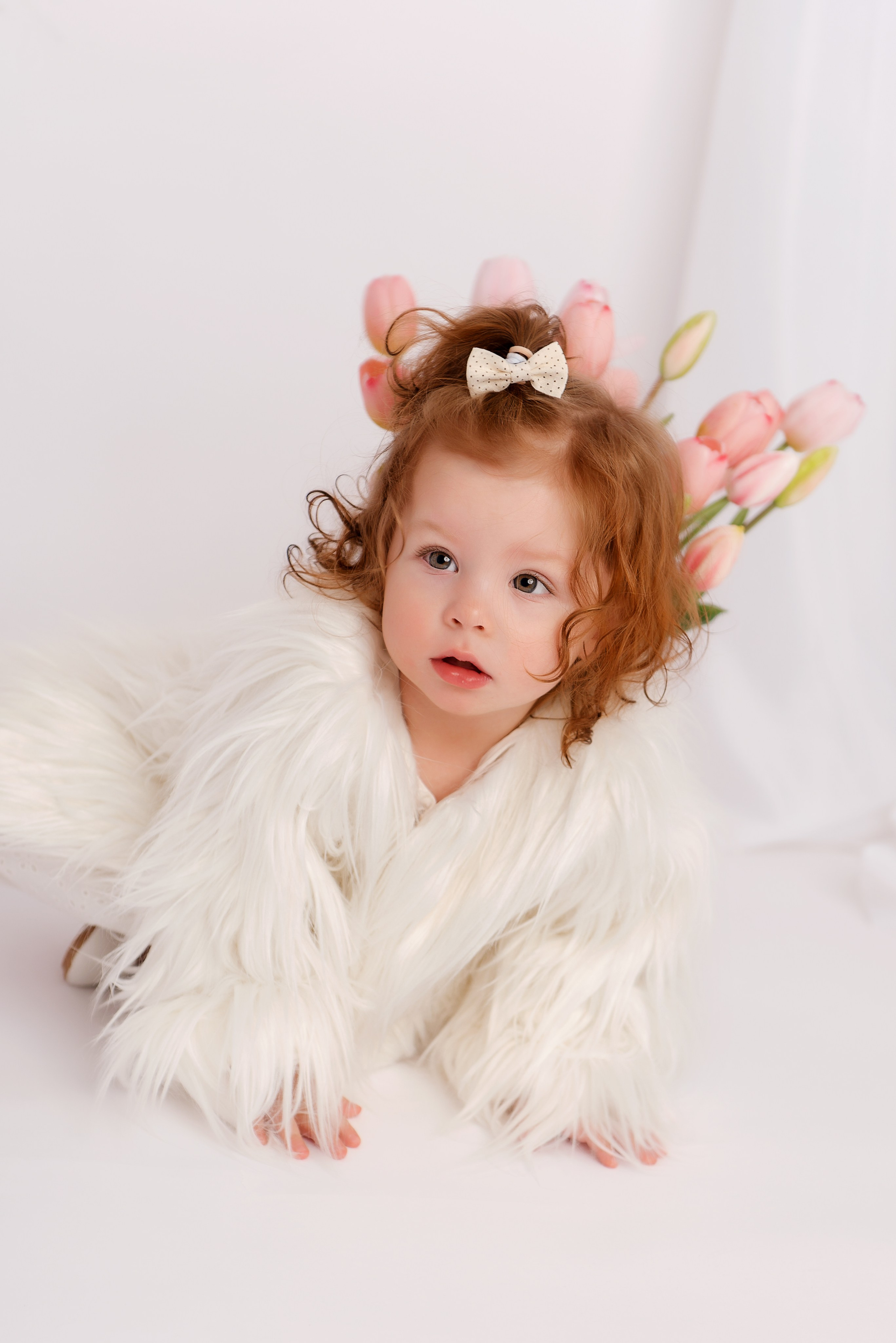 Съёмка с цветами Весенний проект. Детский фотограф в Долгопрудном и Москве