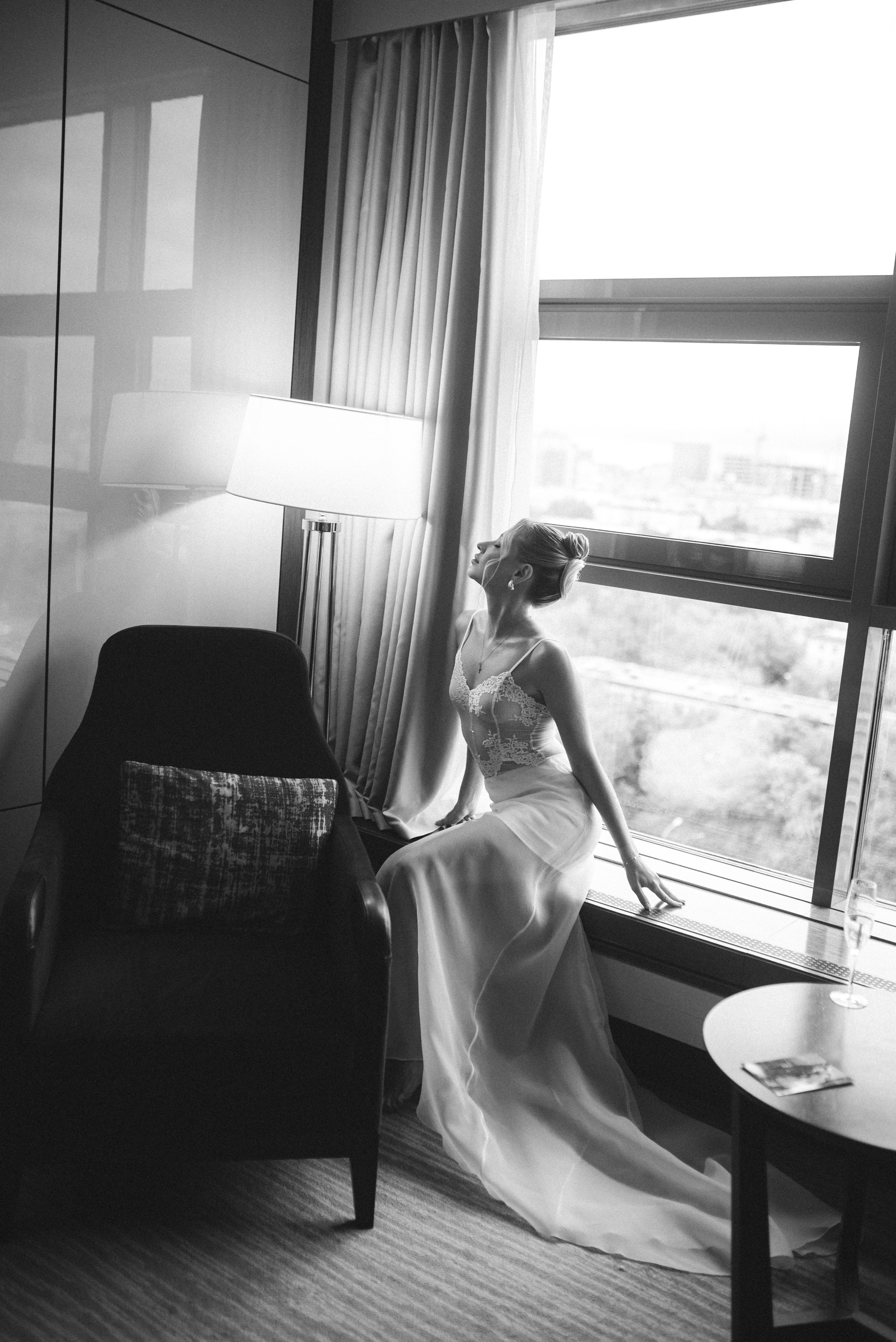 Александр & Ирина (отель/роспись). Свадебный, семейный, женский фотограф в Москве, Мытищах, Королёве Ксения Узилле