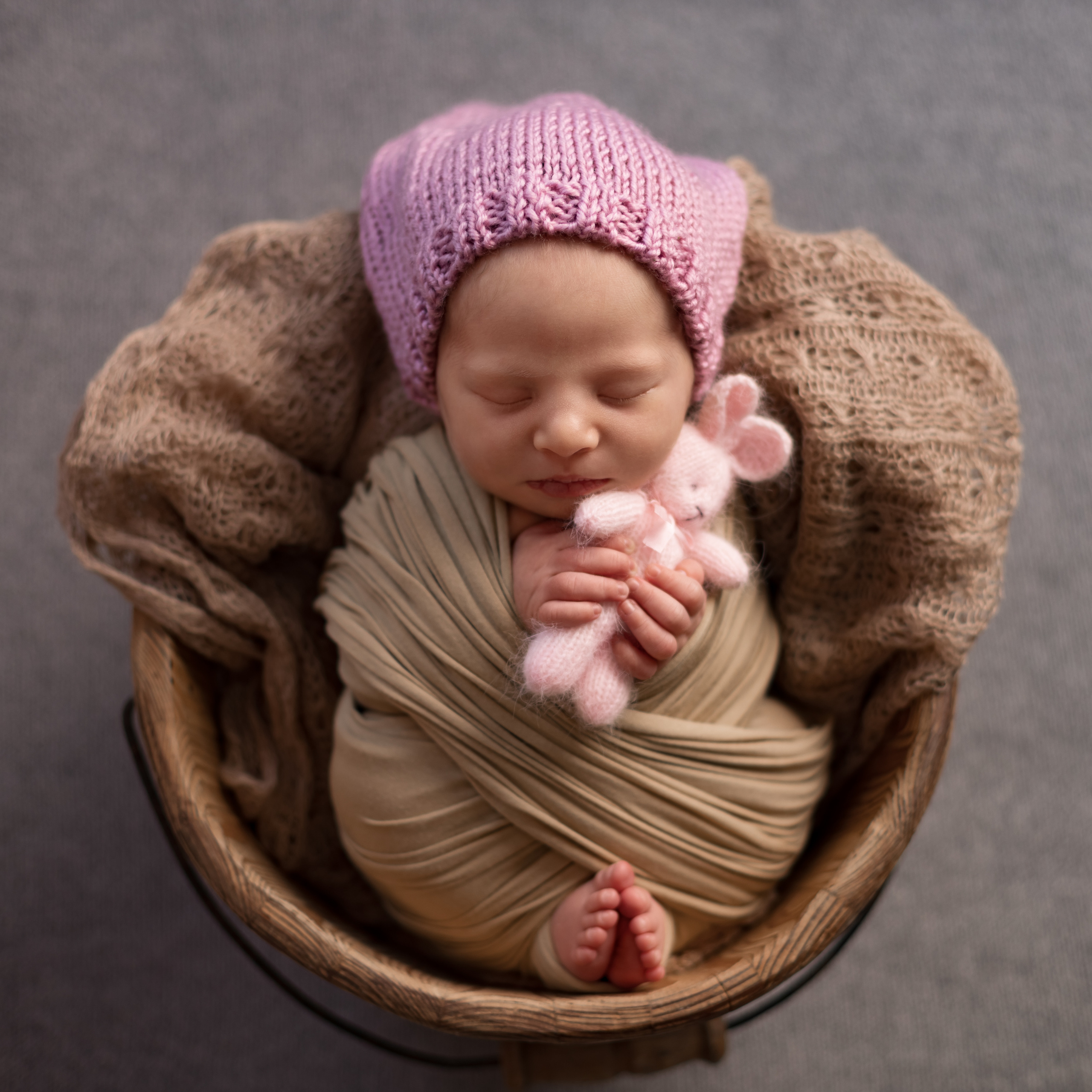 Съемка новорожденных Старый Оскол. Семейный фотограф и новорожденных в Старом Осколе Анна Старкова,