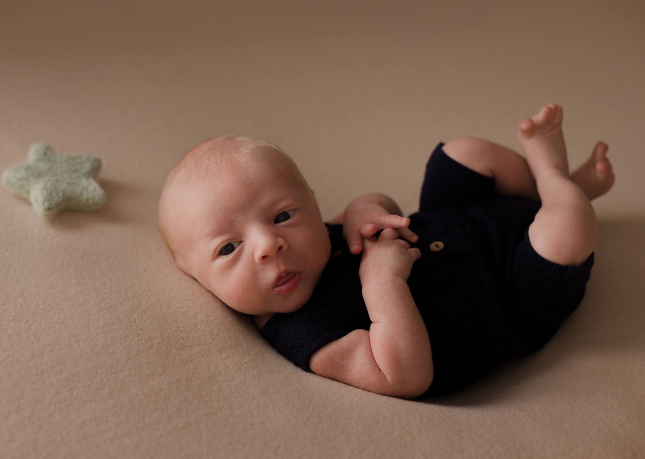 Съемка новорожденных Старый Оскол. Семейный фотограф и новорожденных в Старом Осколе Анна Старкова,