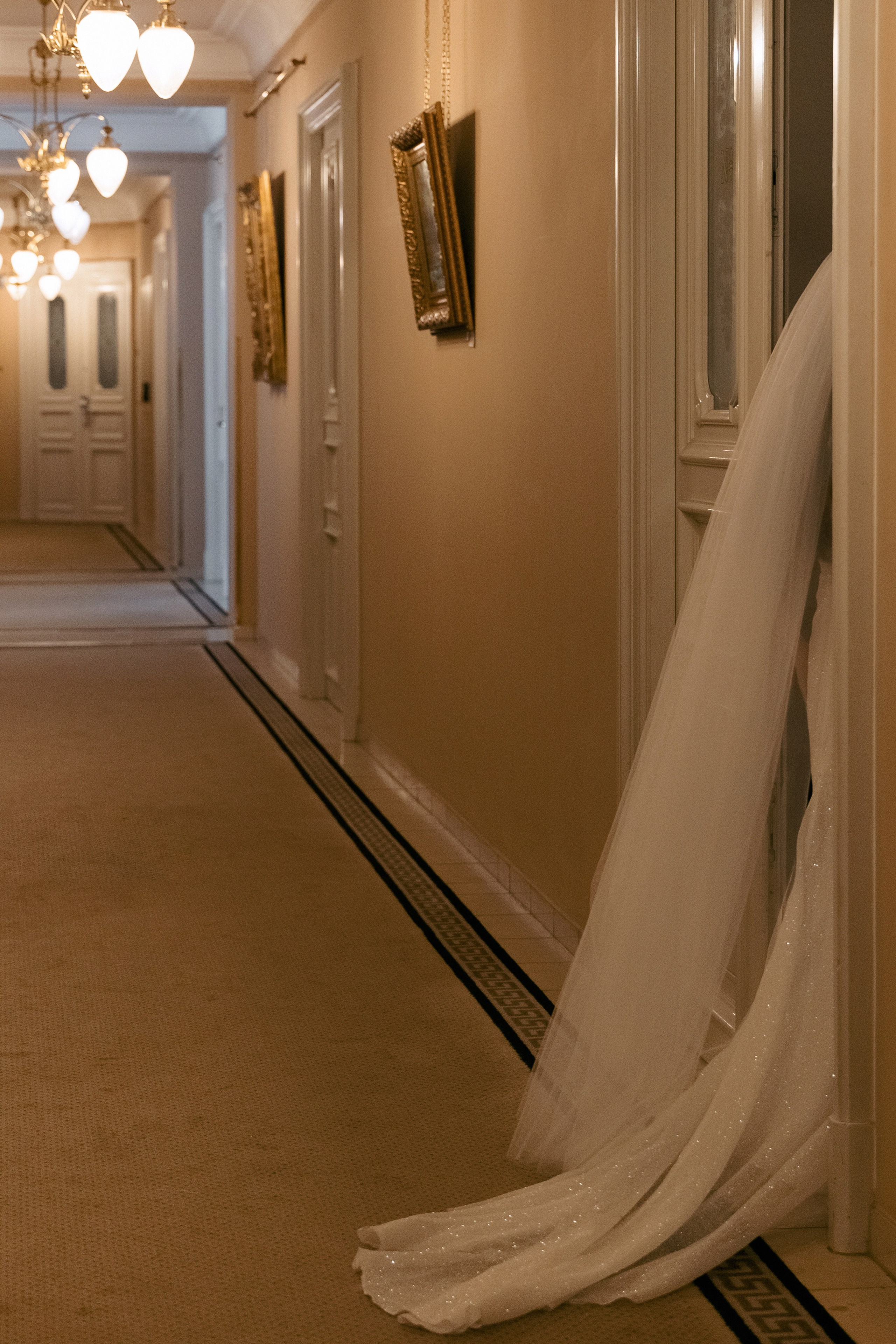 Анна и Никита: отель Националь. Свадебный фотограф Москва