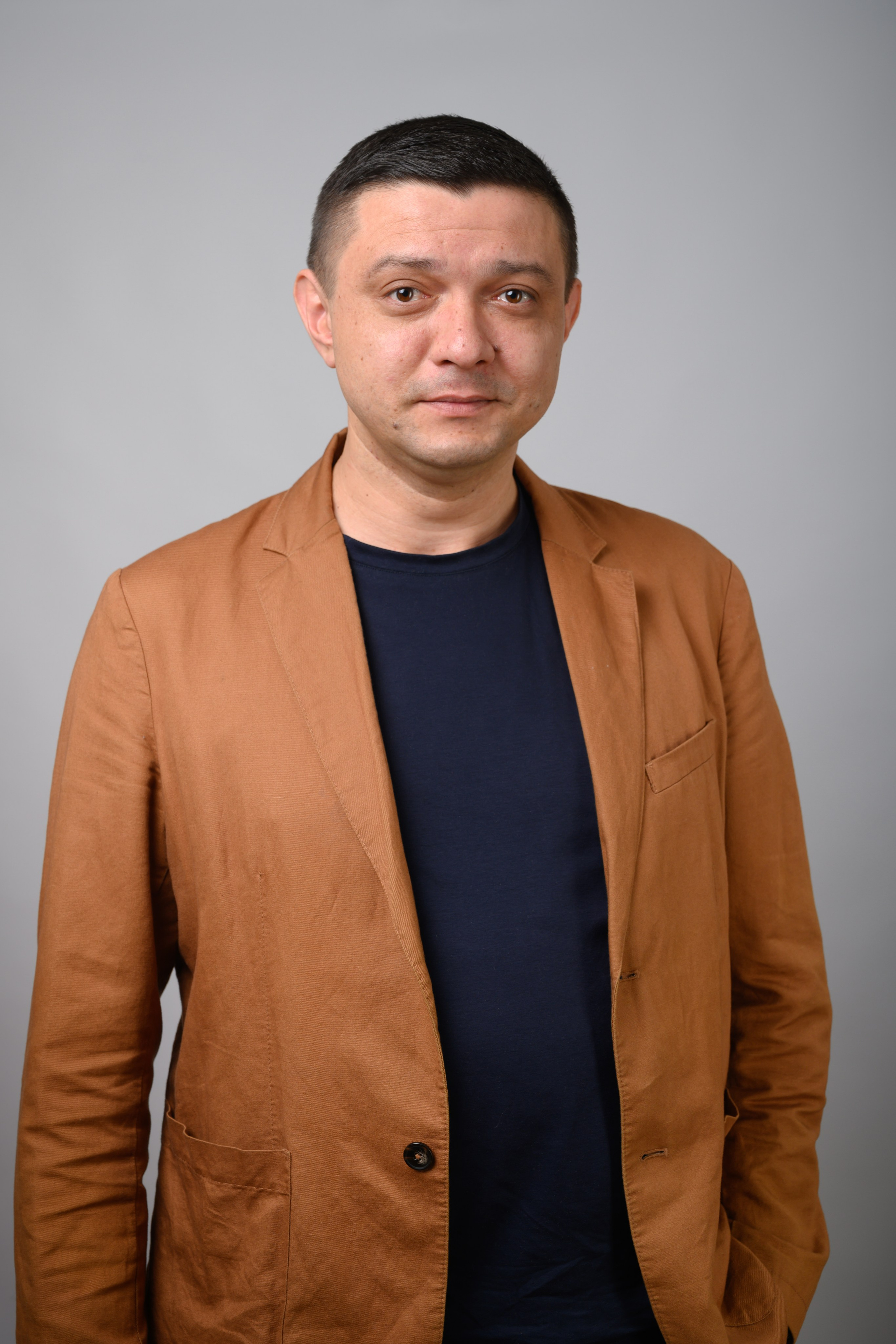 Мужской портрет. Фотограф Андрей Зикеев, фотостудия AzArt Studio в Москве