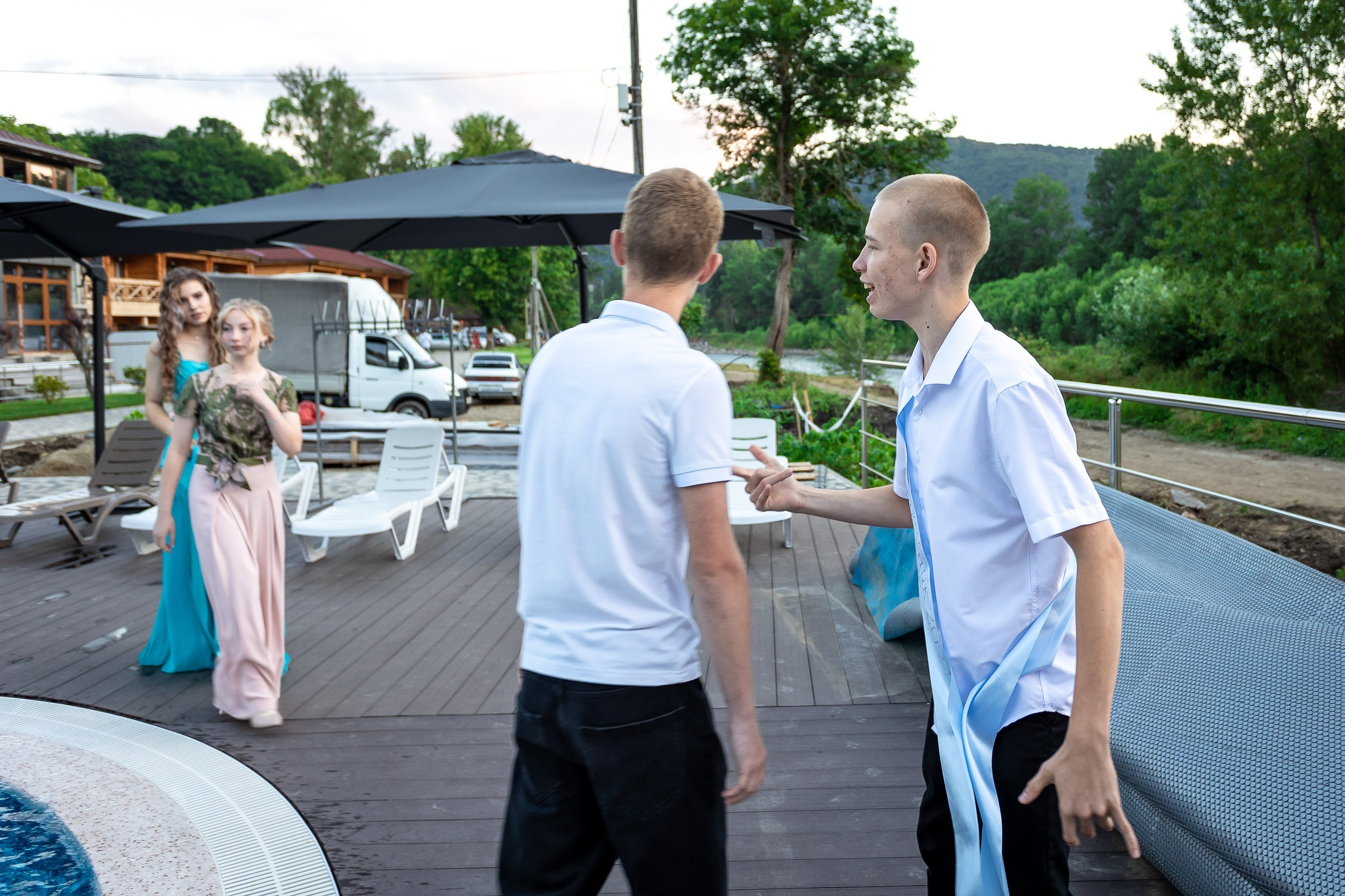 Вручение аттестата и выпускной вечер. Выпускные альбомы Майкоп, Краснодар Елена Золотарева