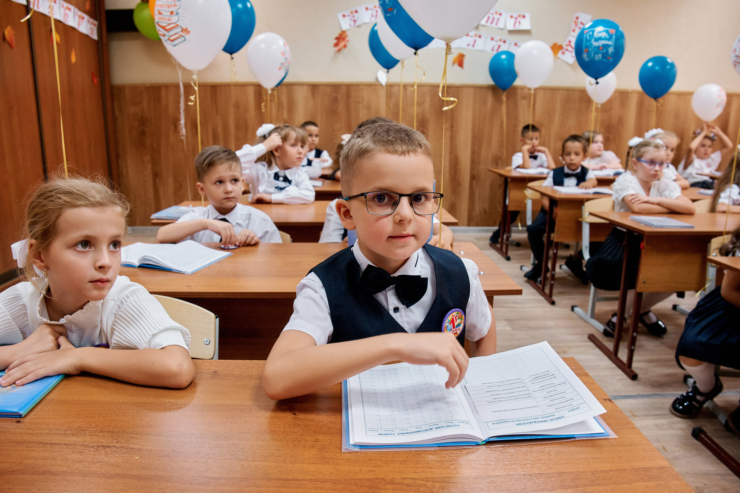 1 класс. 37 школа. Таганрог. Фотограф Таганрог Анна Трайжон