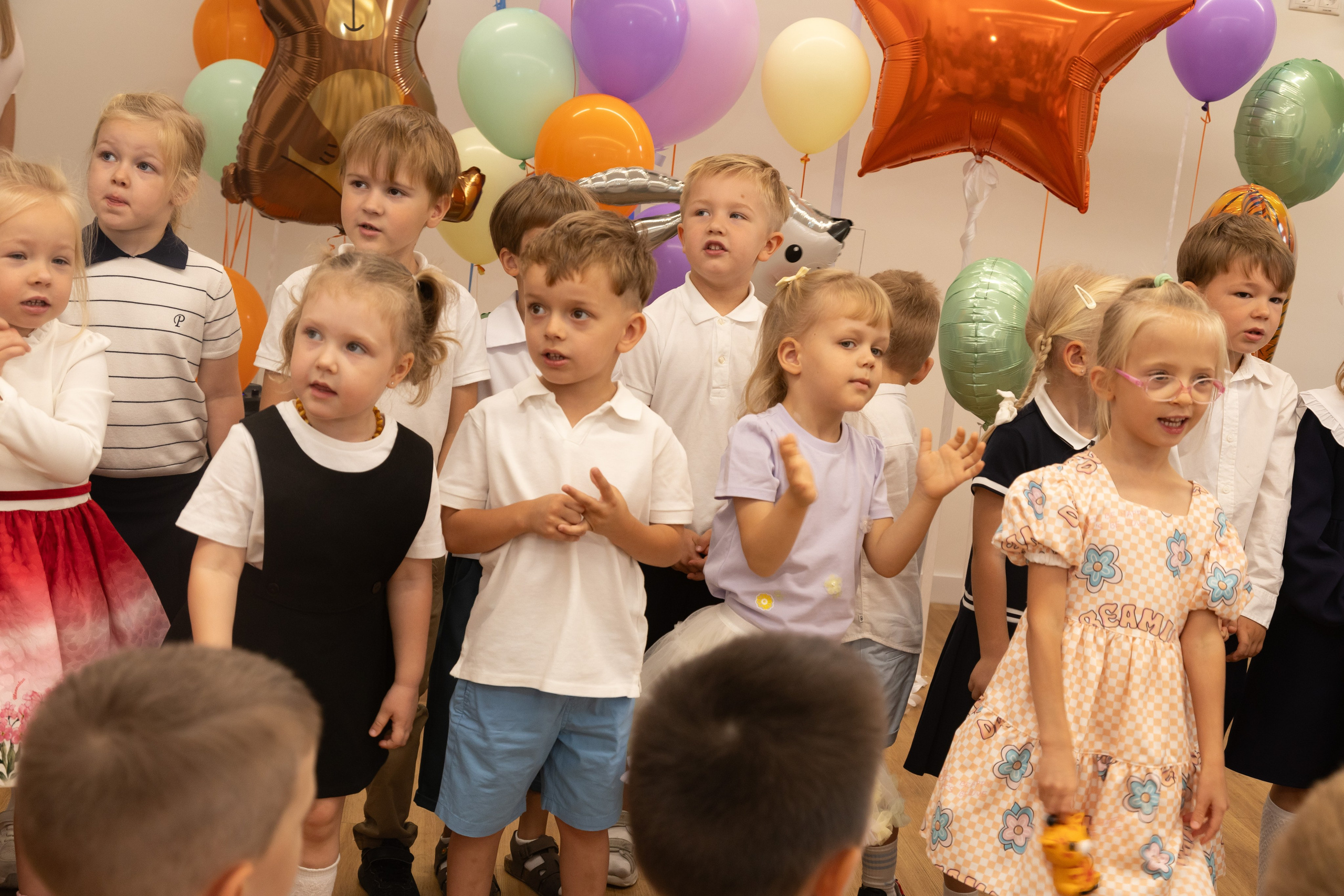 2 -го Сентября RYBAKOV PLYSCHOOL. Портретный Студийный и уличный фотограф Москва. Индивидуальные, Семейные, Беременность, Будуар, Каталог, контент съемки для блога и бизнеса