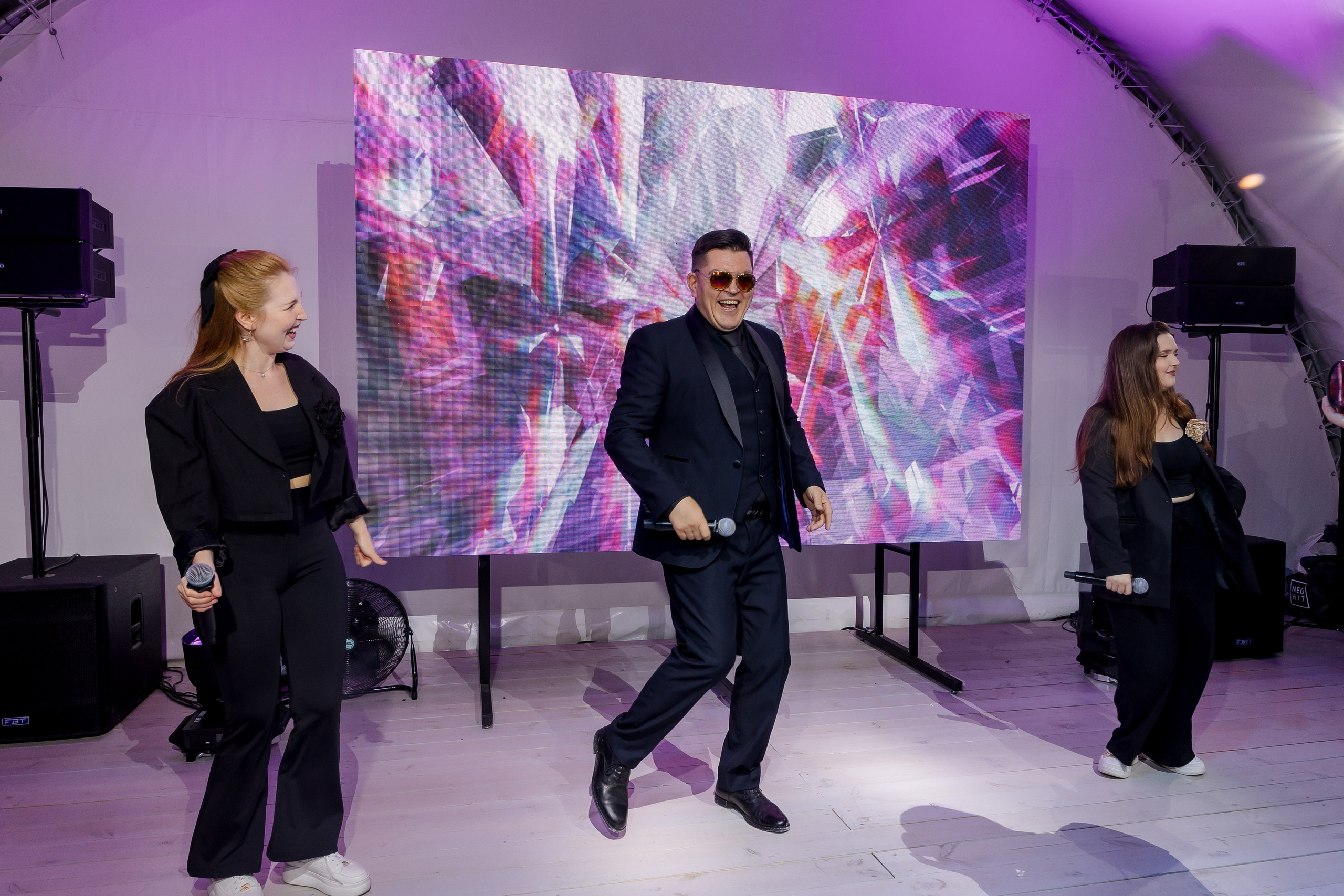 ВЫПУСКНОЙ White Place — Гимназия 52. Свадебный и семейный фотограф Динар Гильмутдинов