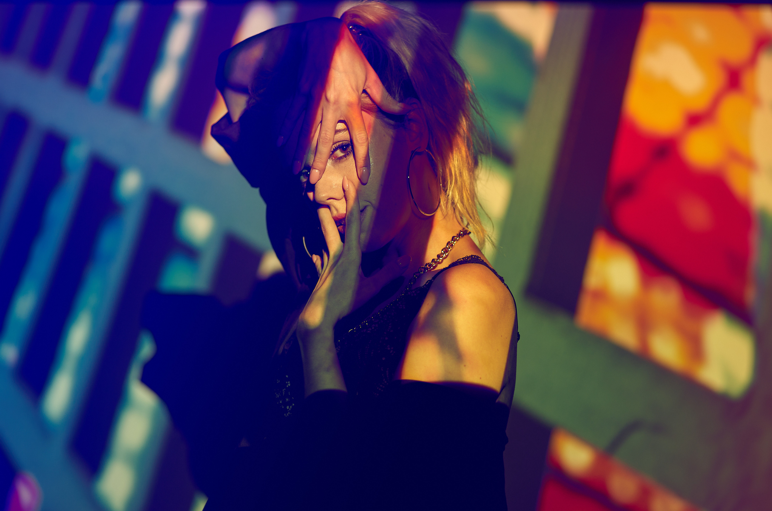 City light. Студийный, семейный, свадебный, фэшн и ню фотограф в Астрахани, производство выпускных альбомов. Руслан Кондрашин