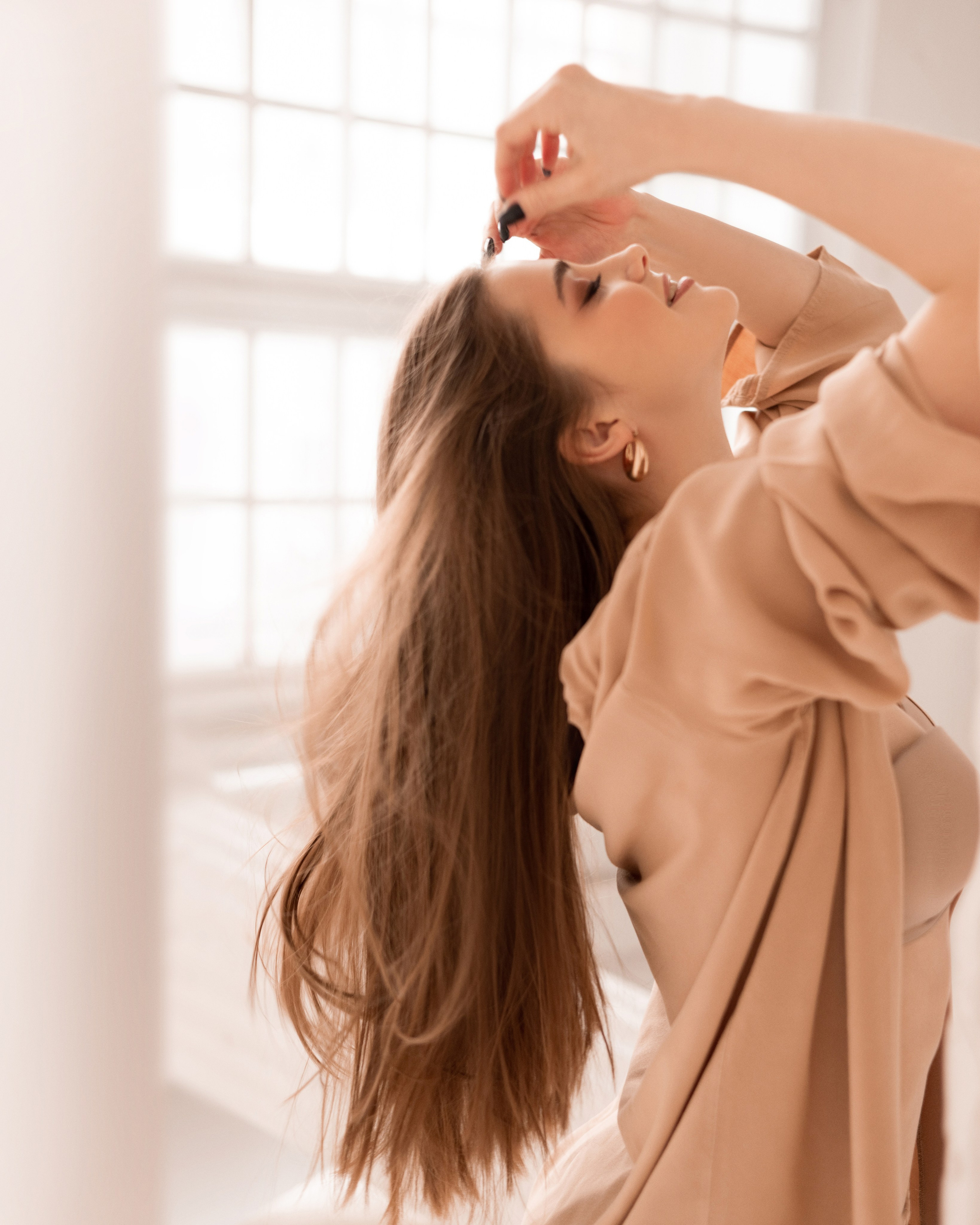 Женские портреты-фотосессии в Москве от фотографа Анастасии Инвиш. Эротическая фотосессия в стилю ню в Москве — заказать ню фотосессию от 19 800 руб!