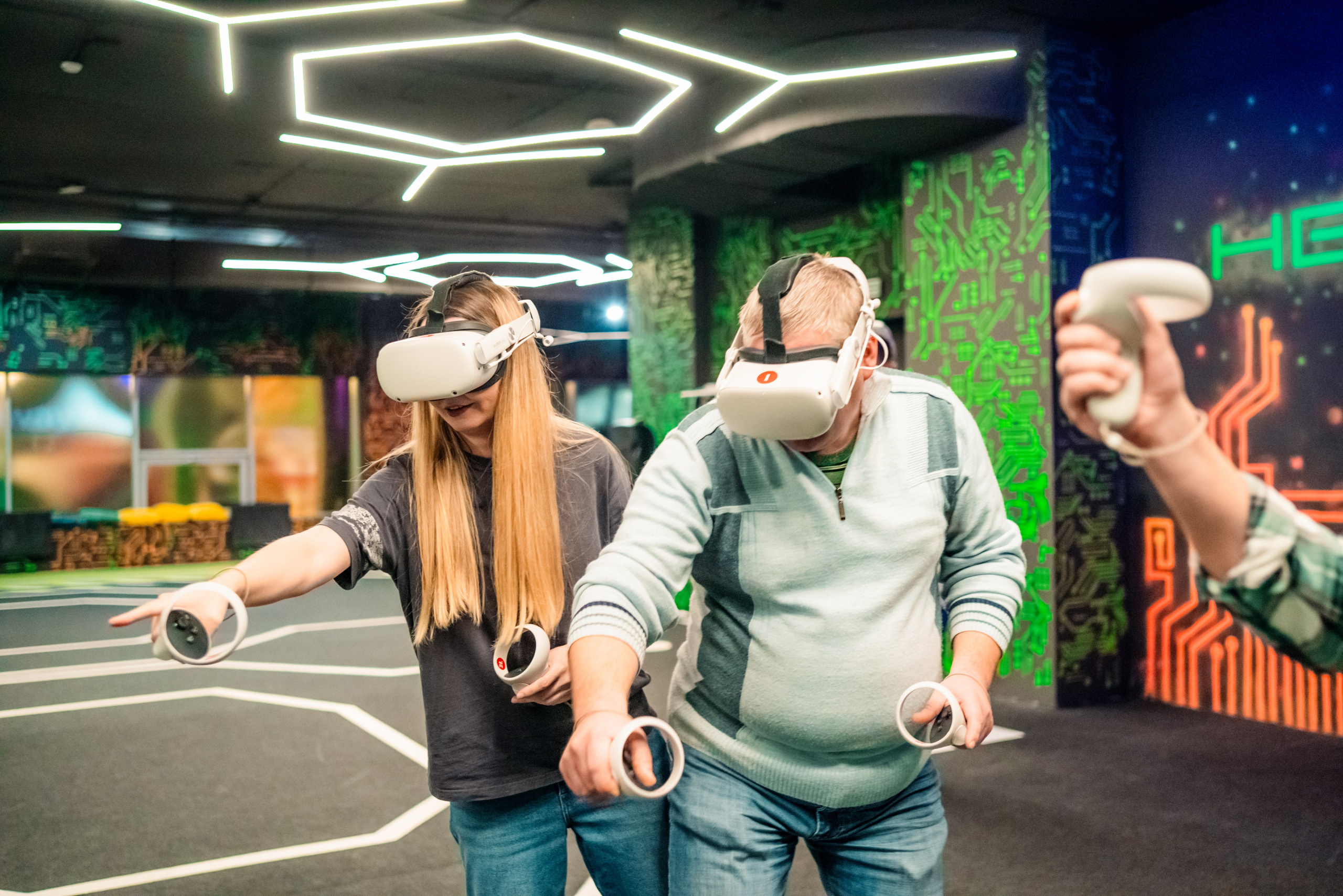 VR (November-December 2024). Felixtones