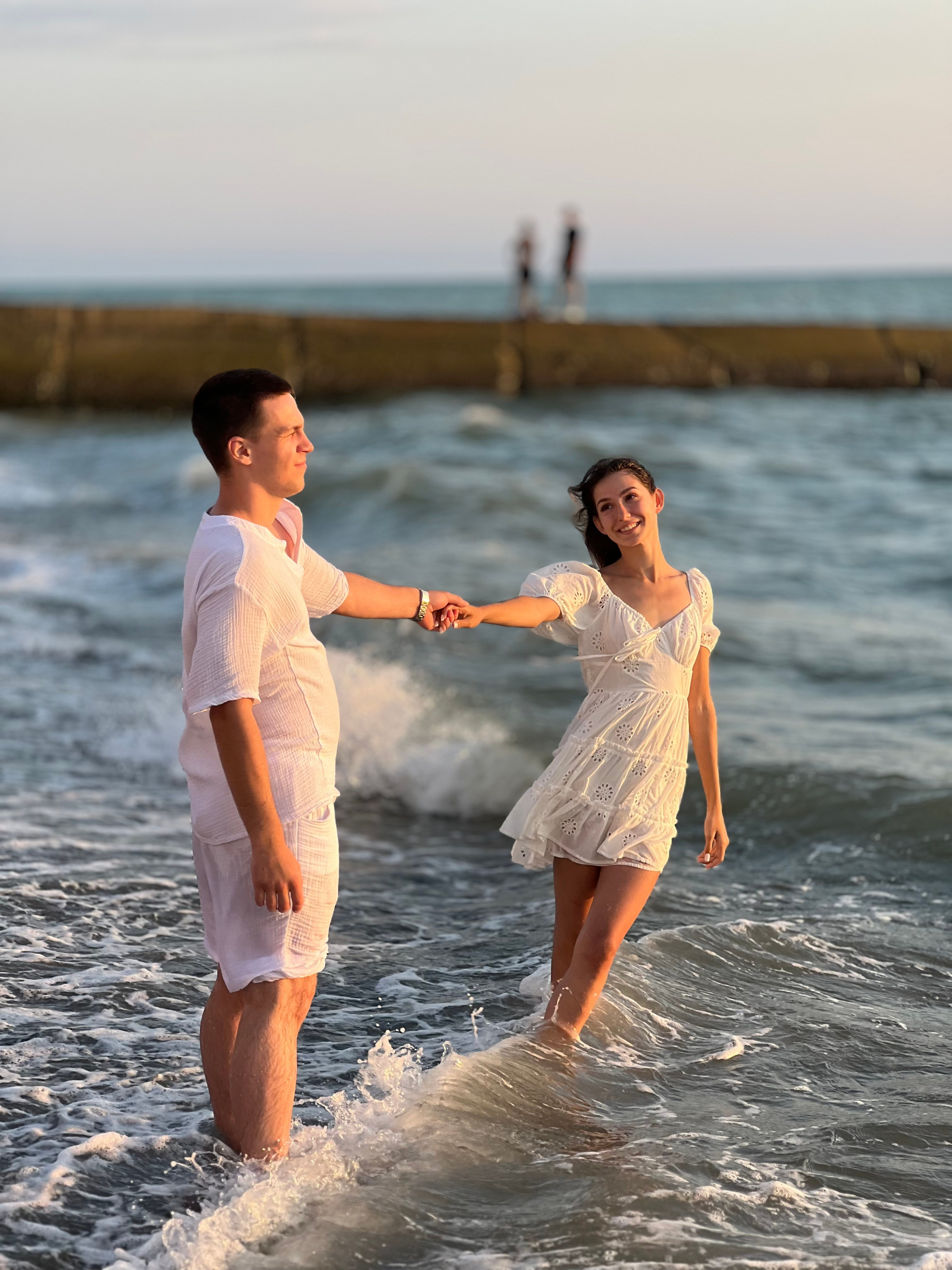 Пляжная фотосессия. Фотограф, видеограф в Сочи портрет, стрит, семейный сьемки, reels