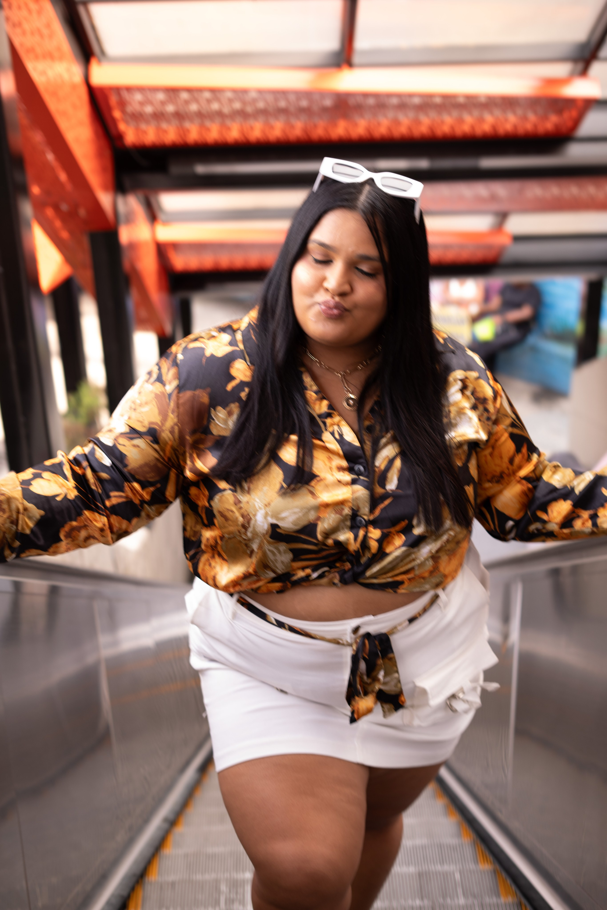 Jess in Communa 13. Wedding Photographer in Barcelona and Medellin