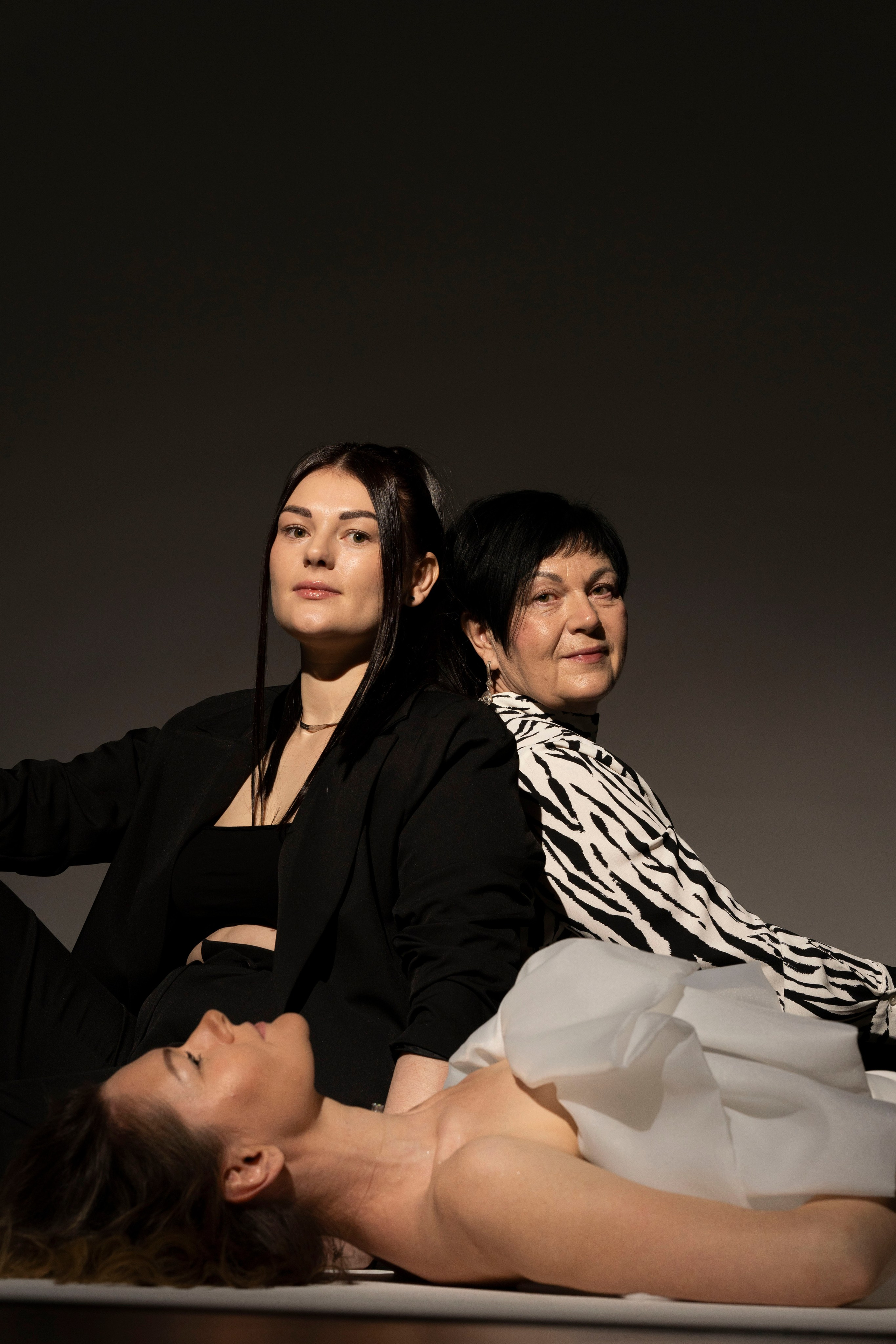 Елена, Валерия и Евгения. Главная