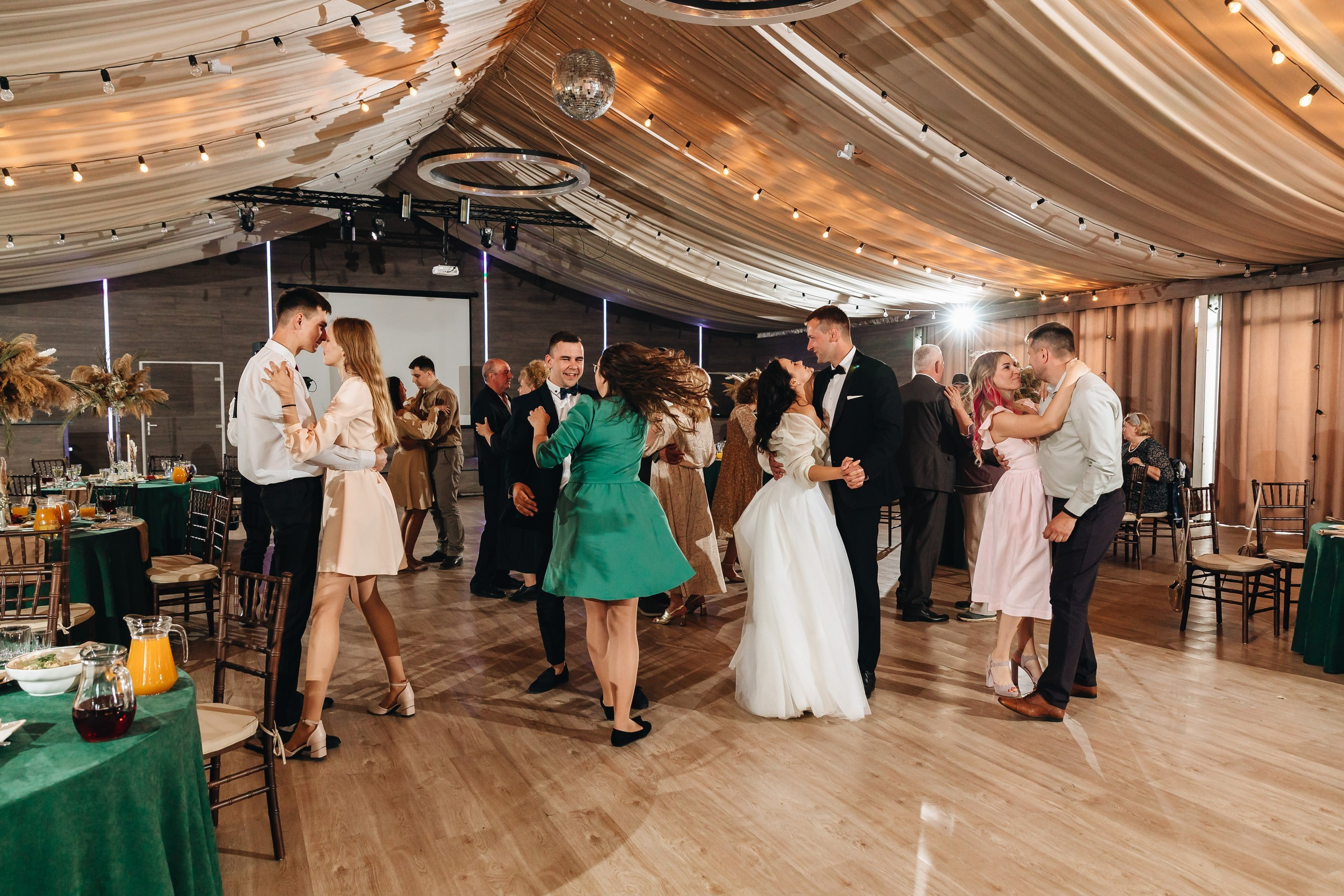 Николай и Ольга. Свадебный фотограф и видеограф — Сергей и Дарья