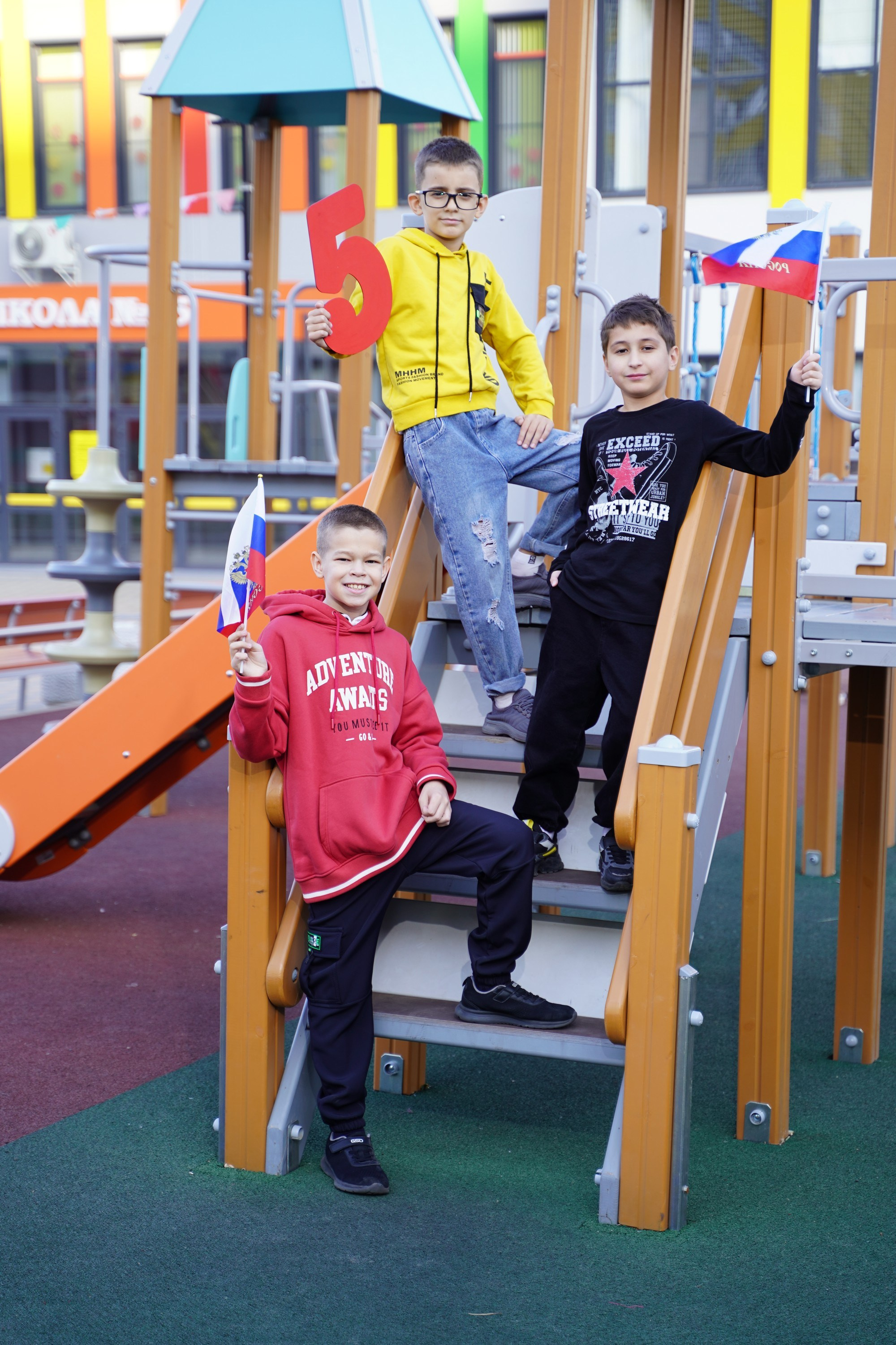 Фотосессии на улице. MEMENTO.Выпускные альбомы, школьные, юбилейные и другие книги. Ростов-на-Дону