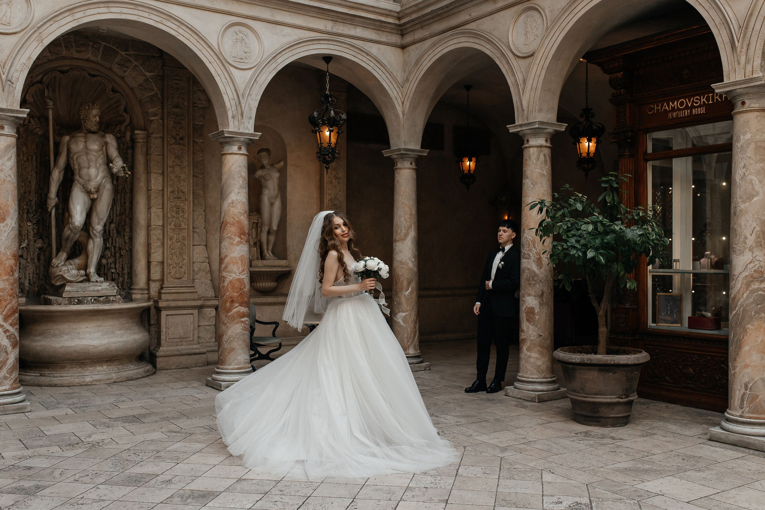 Свадебная фотосессия в ресторане Турандот