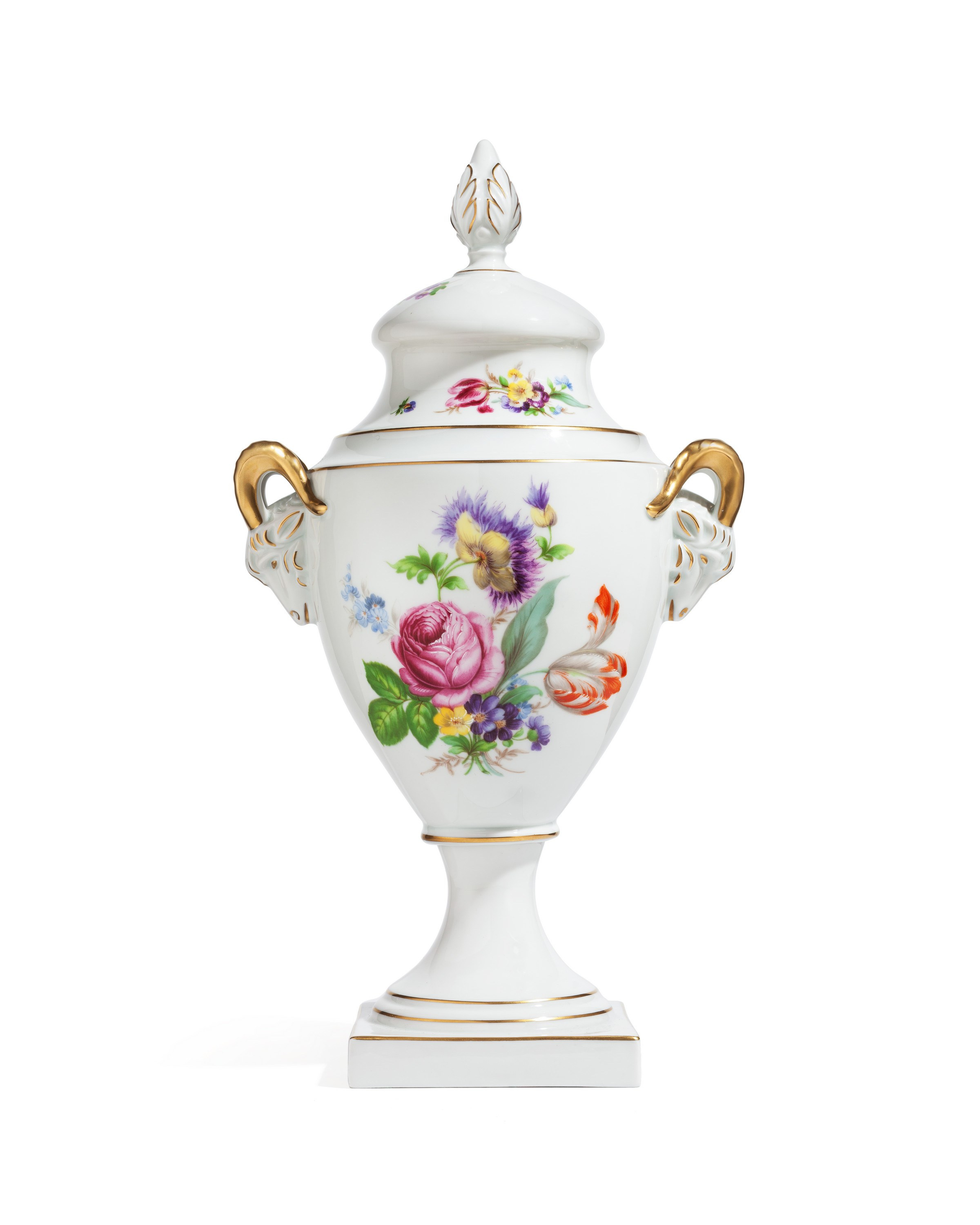 Студия предметной фотосъемки в Санкт-Петербурге